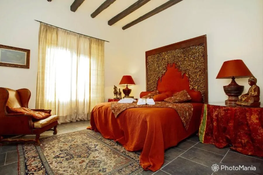 Photo of the whole room, Bed in Borgo Antico XIX sec.