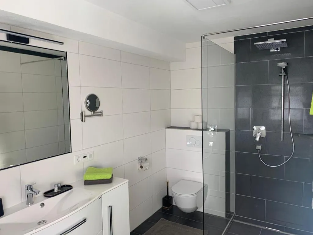 Shower in Hotel Erlebniswelt Stocker