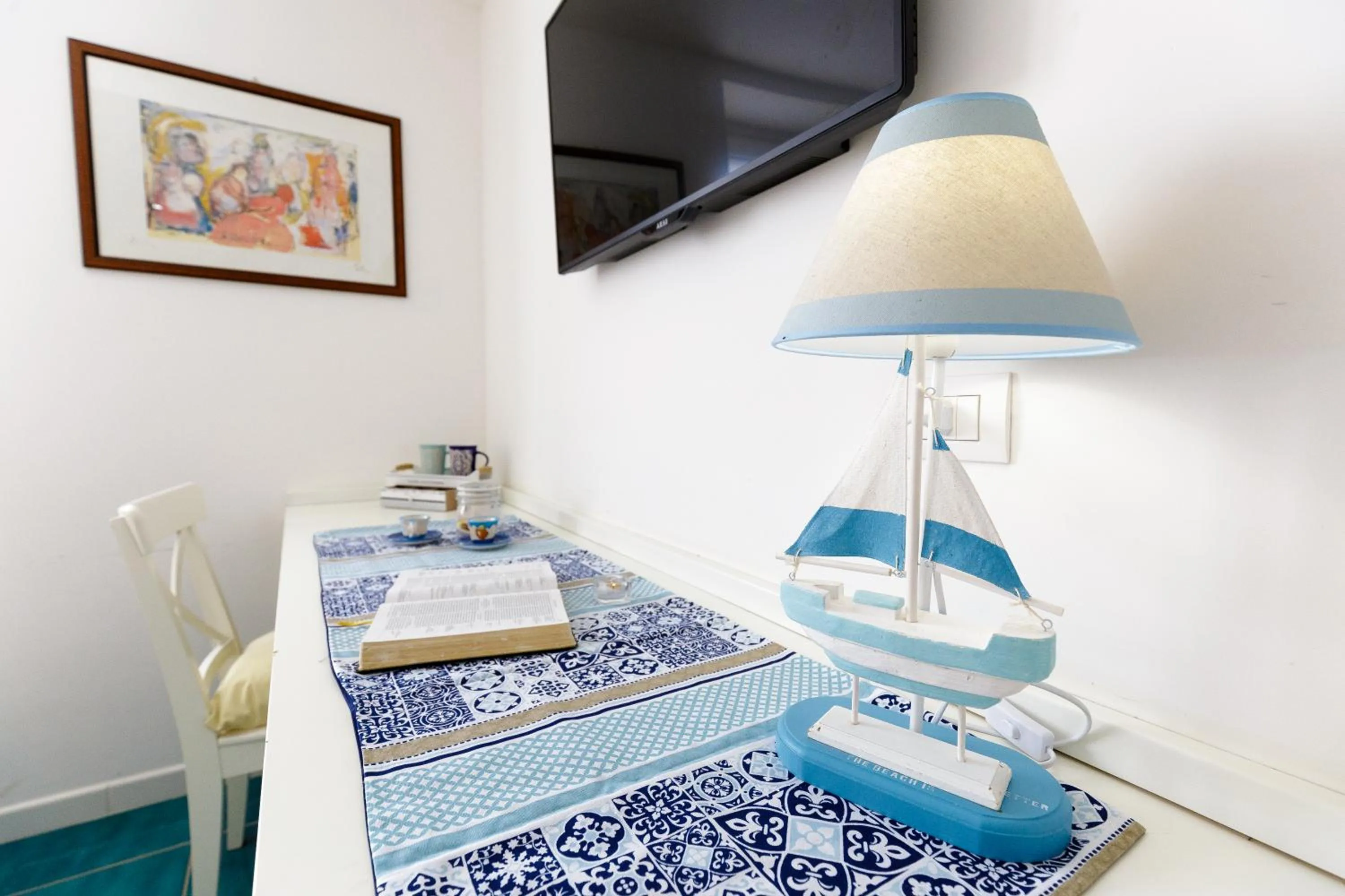 TV and multimedia, Bed in 14 Leoni