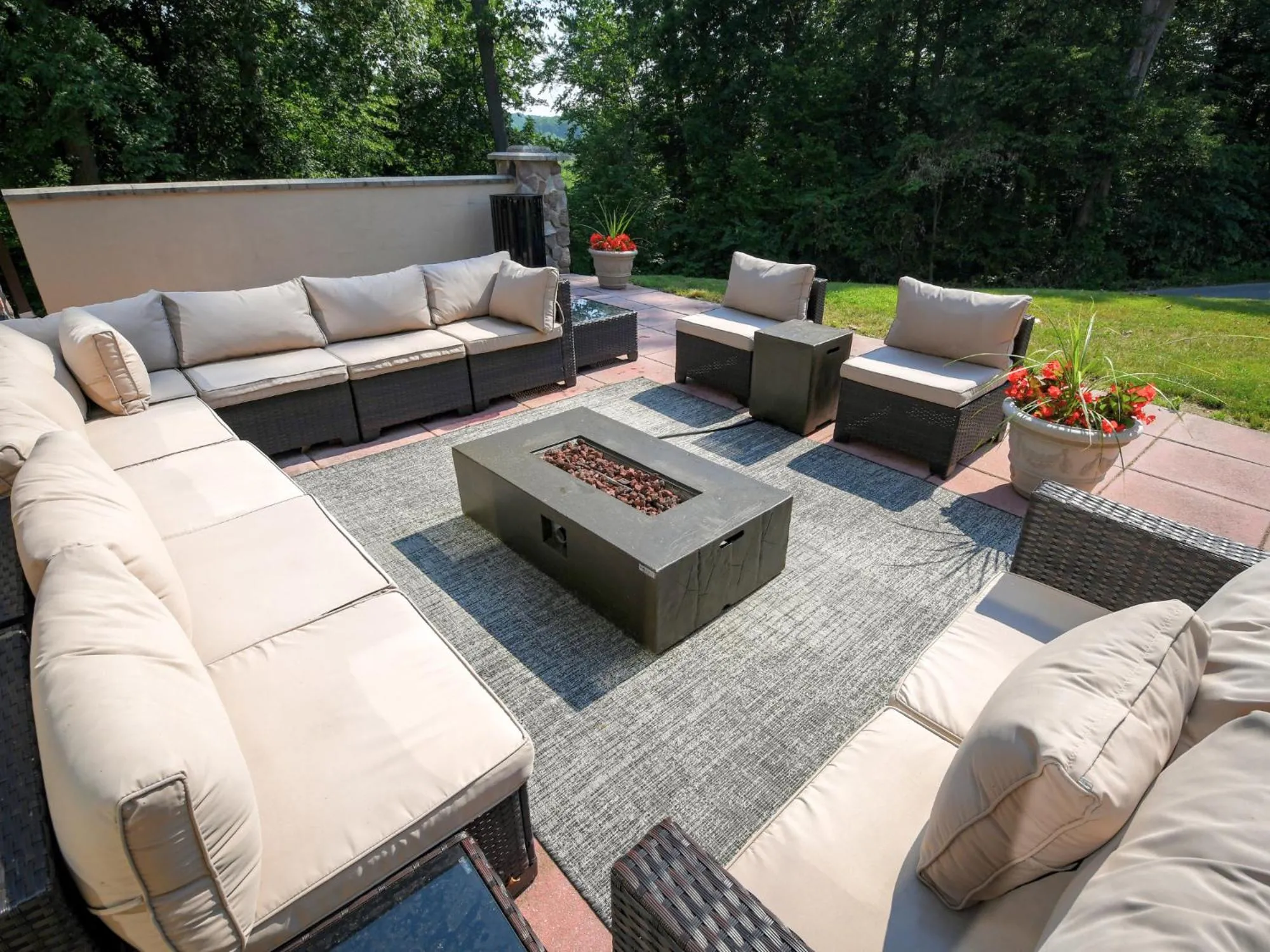 Seating area in Potawatomi Inn & Cabins