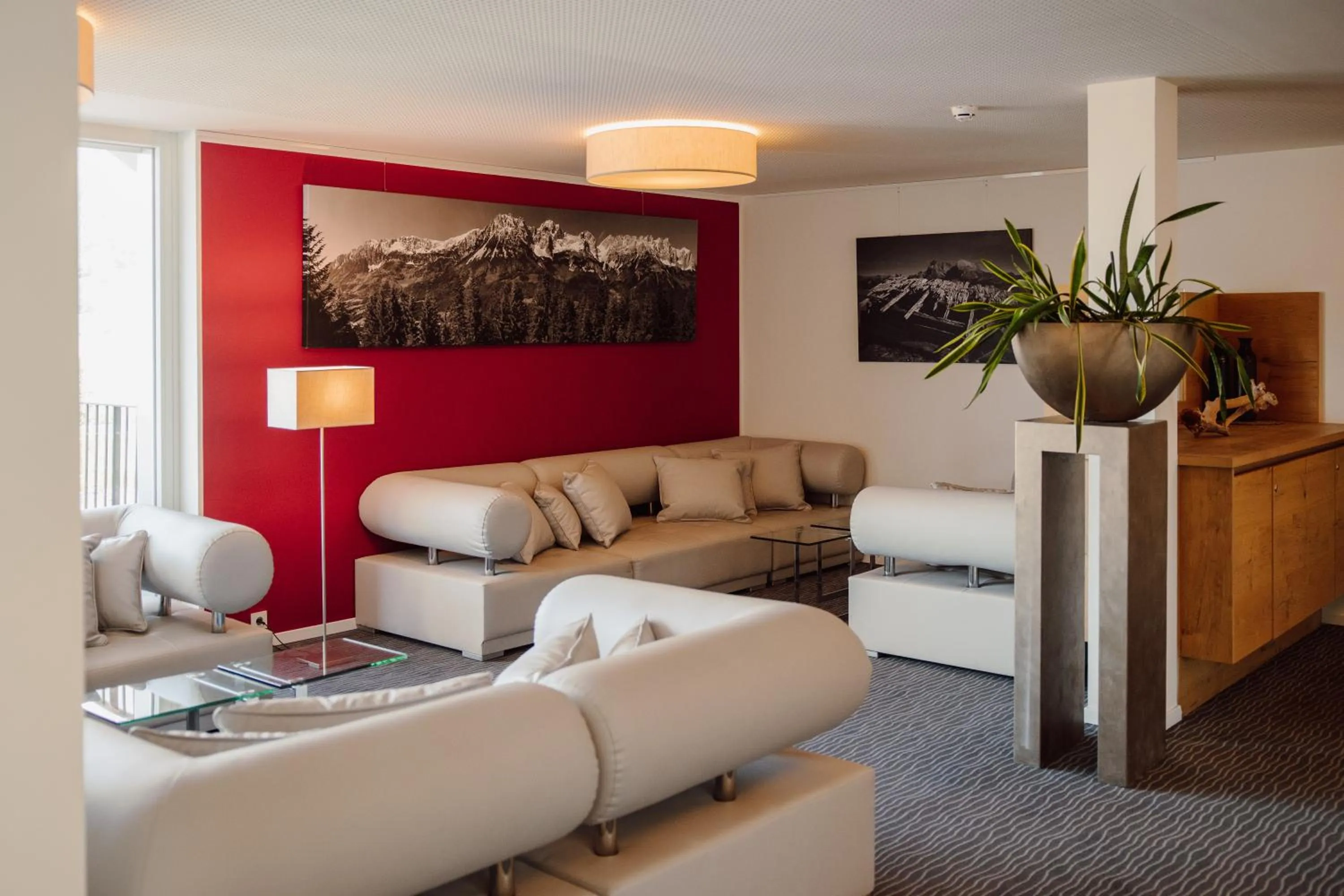 Seating area in Alpenhotel Kaiserfels