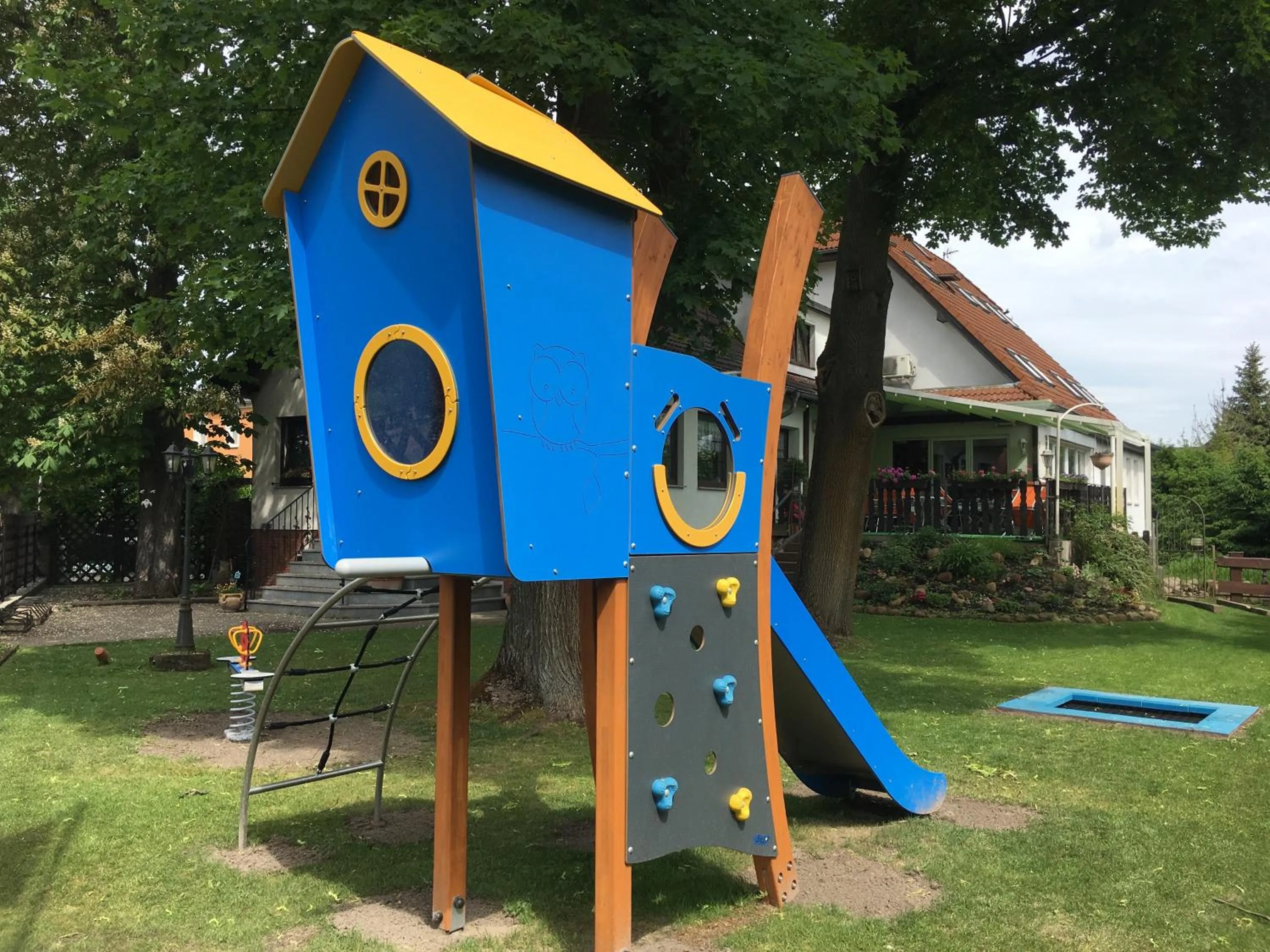 Children play ground in Landhotel "Zum ersten Siedler"