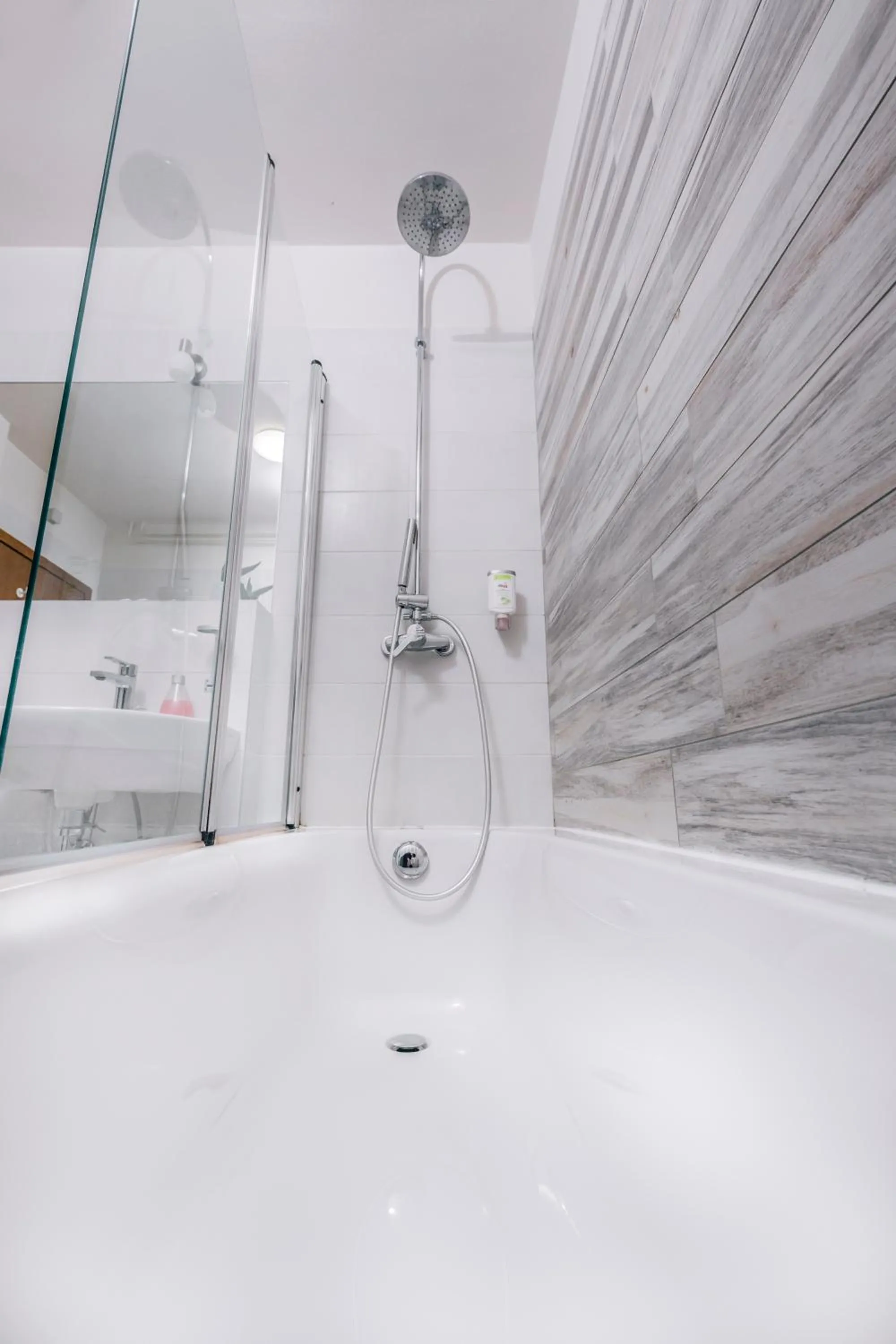 Bathroom in Veliki Garni Hotel