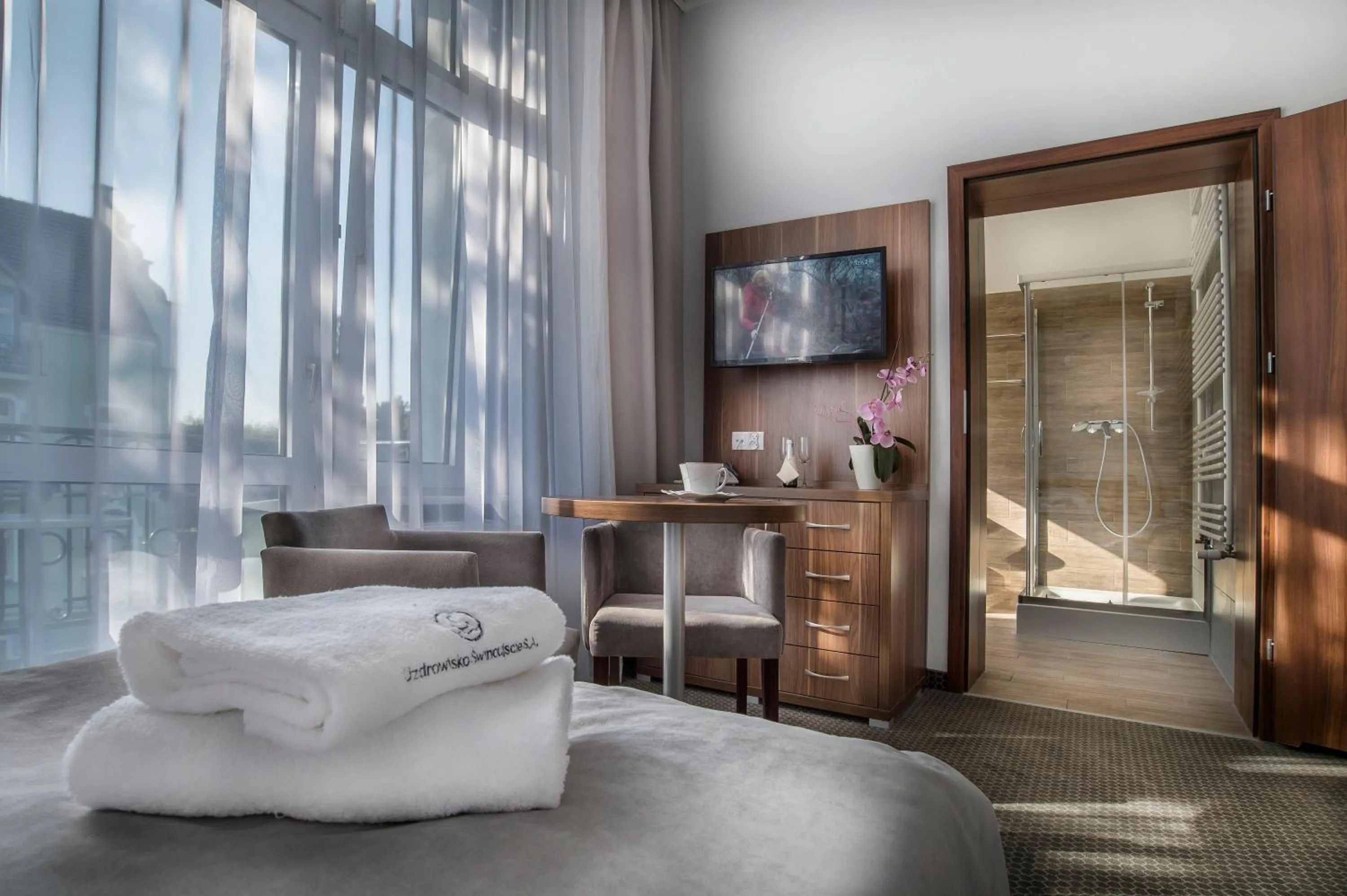 Bedroom, Bed in Admirał I