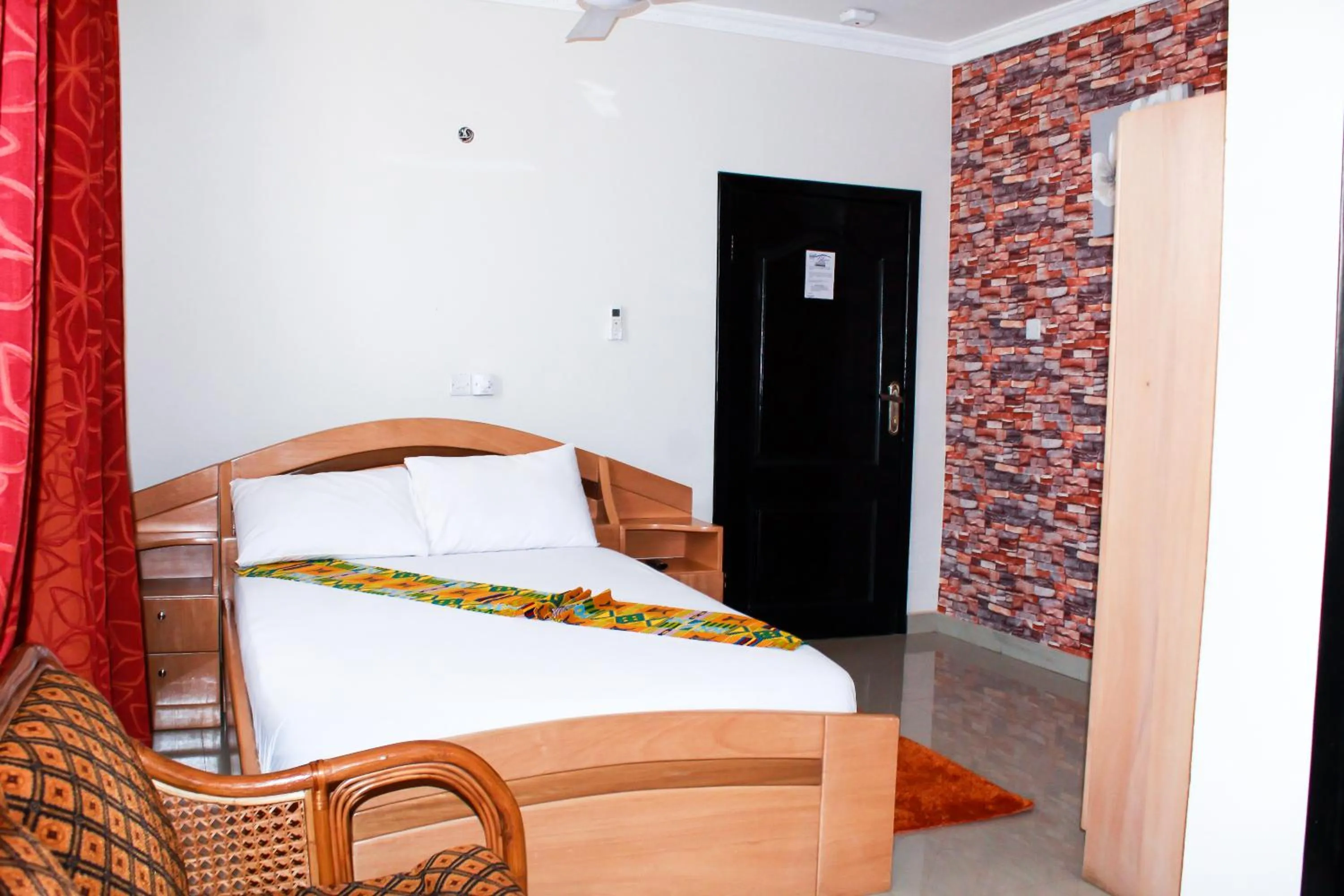 Bedroom, Bed in Exotic Palace Hotel