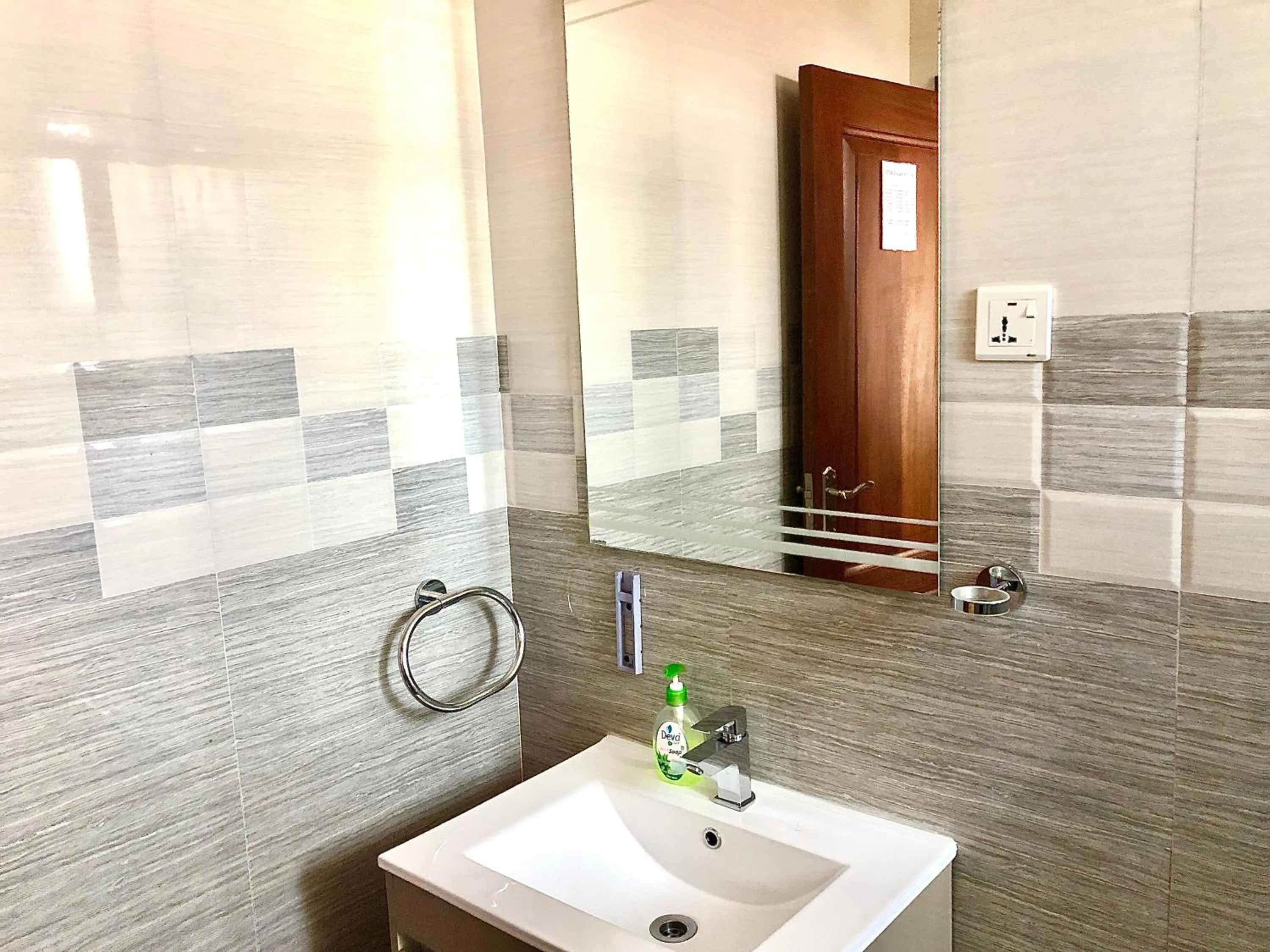 Bathroom in Exotic Palace Hotel