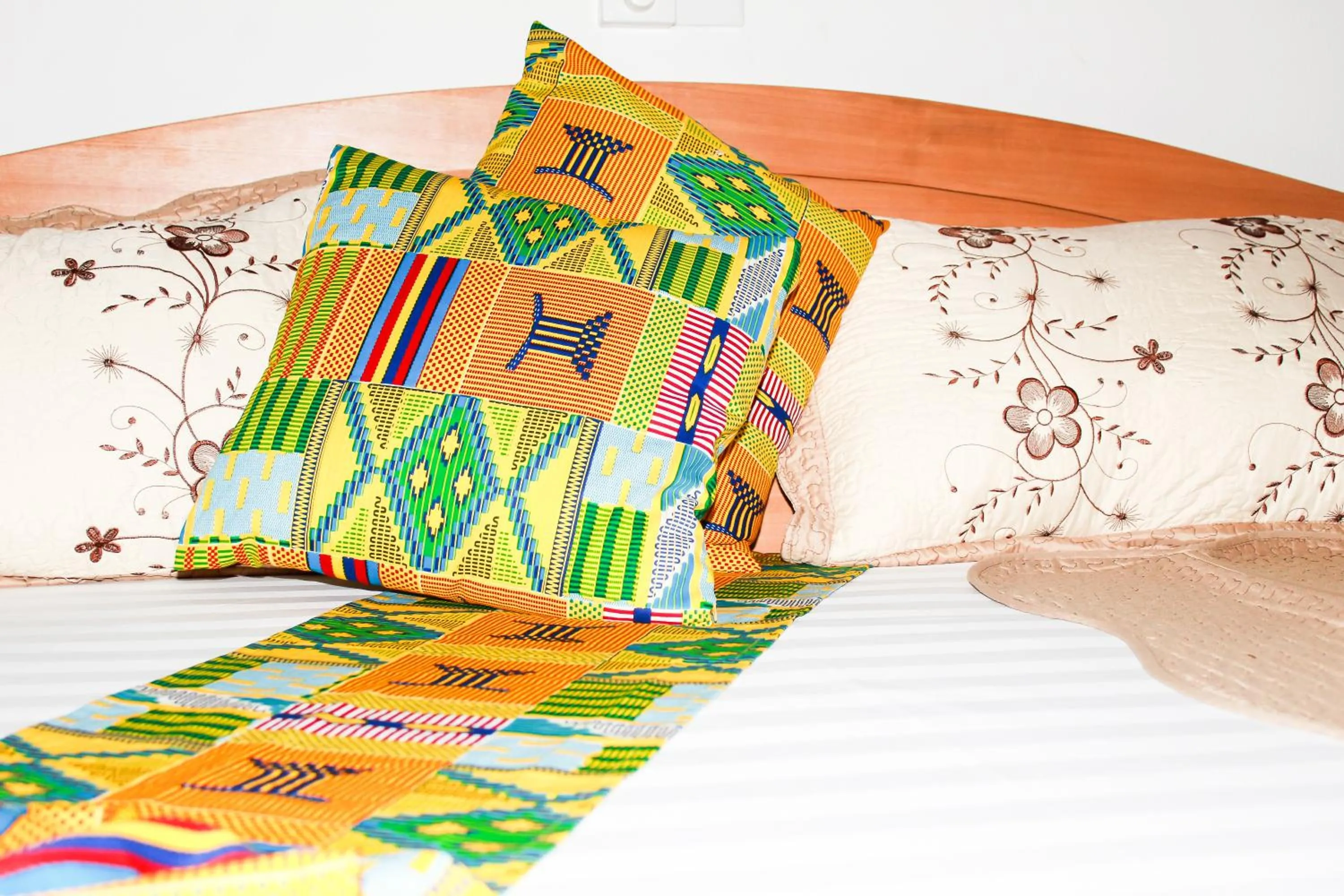 Bed in Exotic Palace Hotel