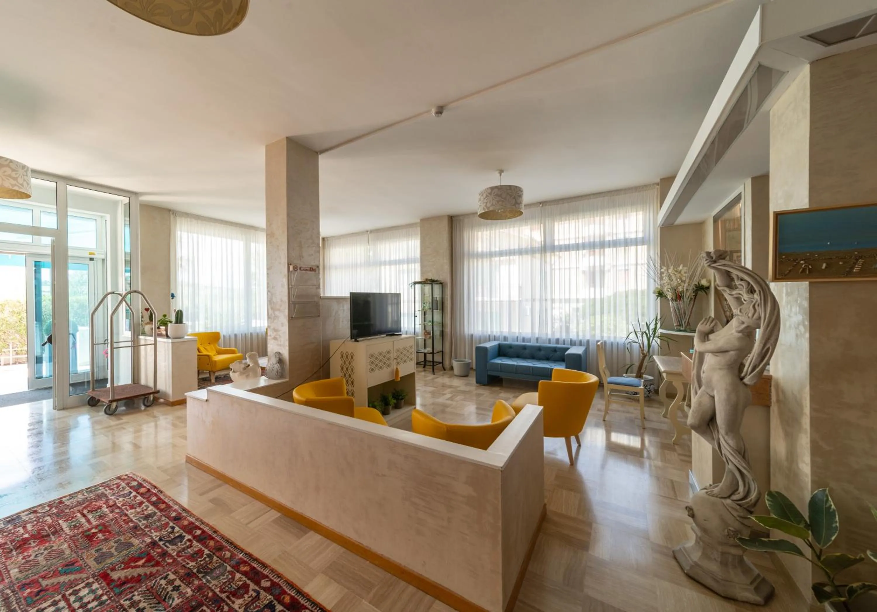 Restaurant/places to eat in Hotel CasaDei