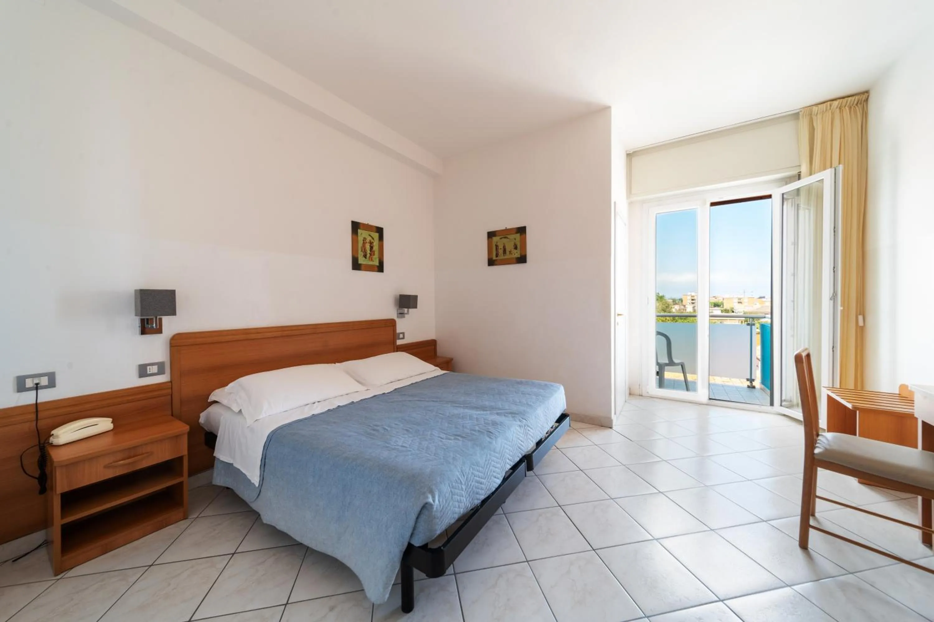 Bedroom in Hotel CasaDei