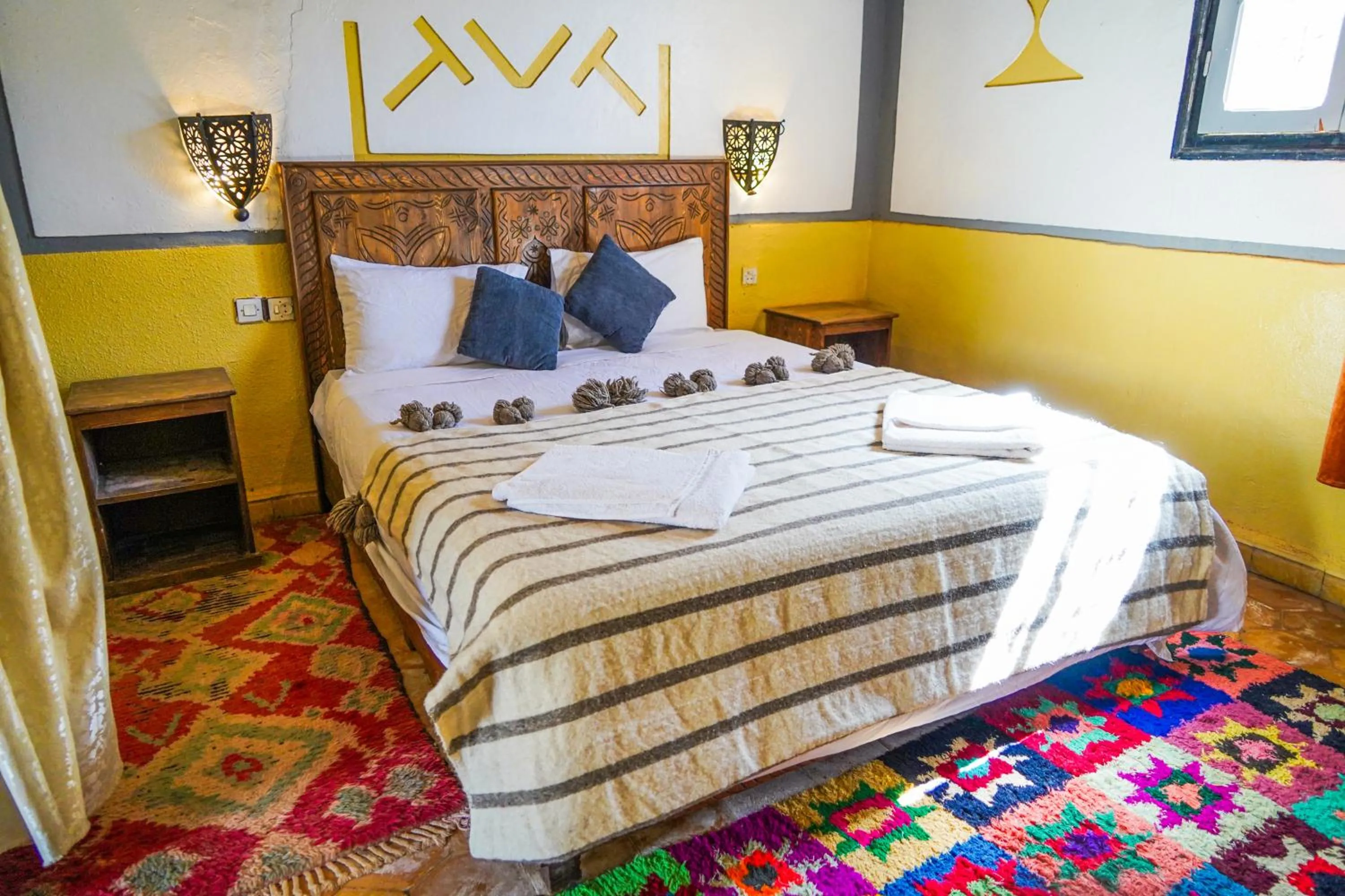 Bed in Kasbah Erg Chebbi