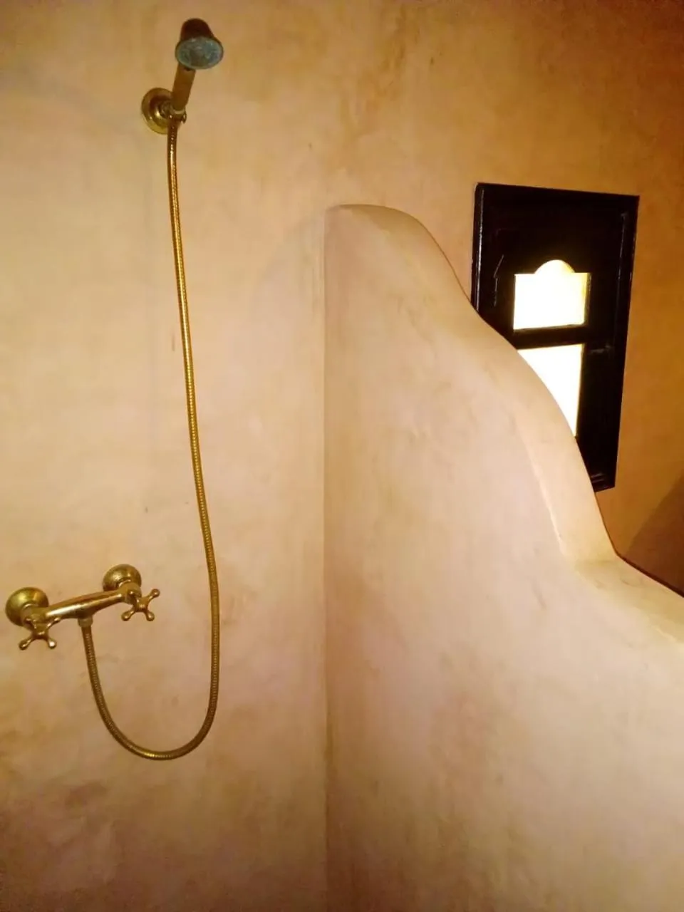 Bathroom in Kasbah Erg Chebbi