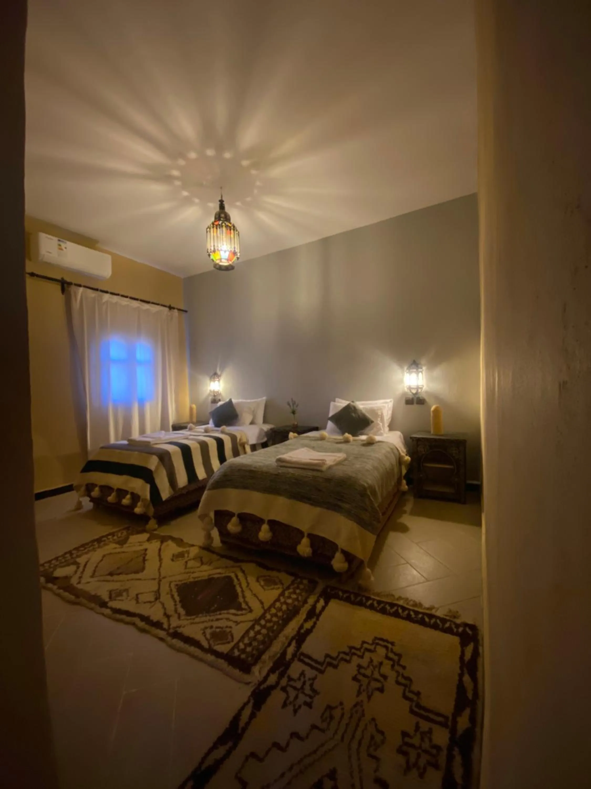 Bed in Kasbah Erg Chebbi