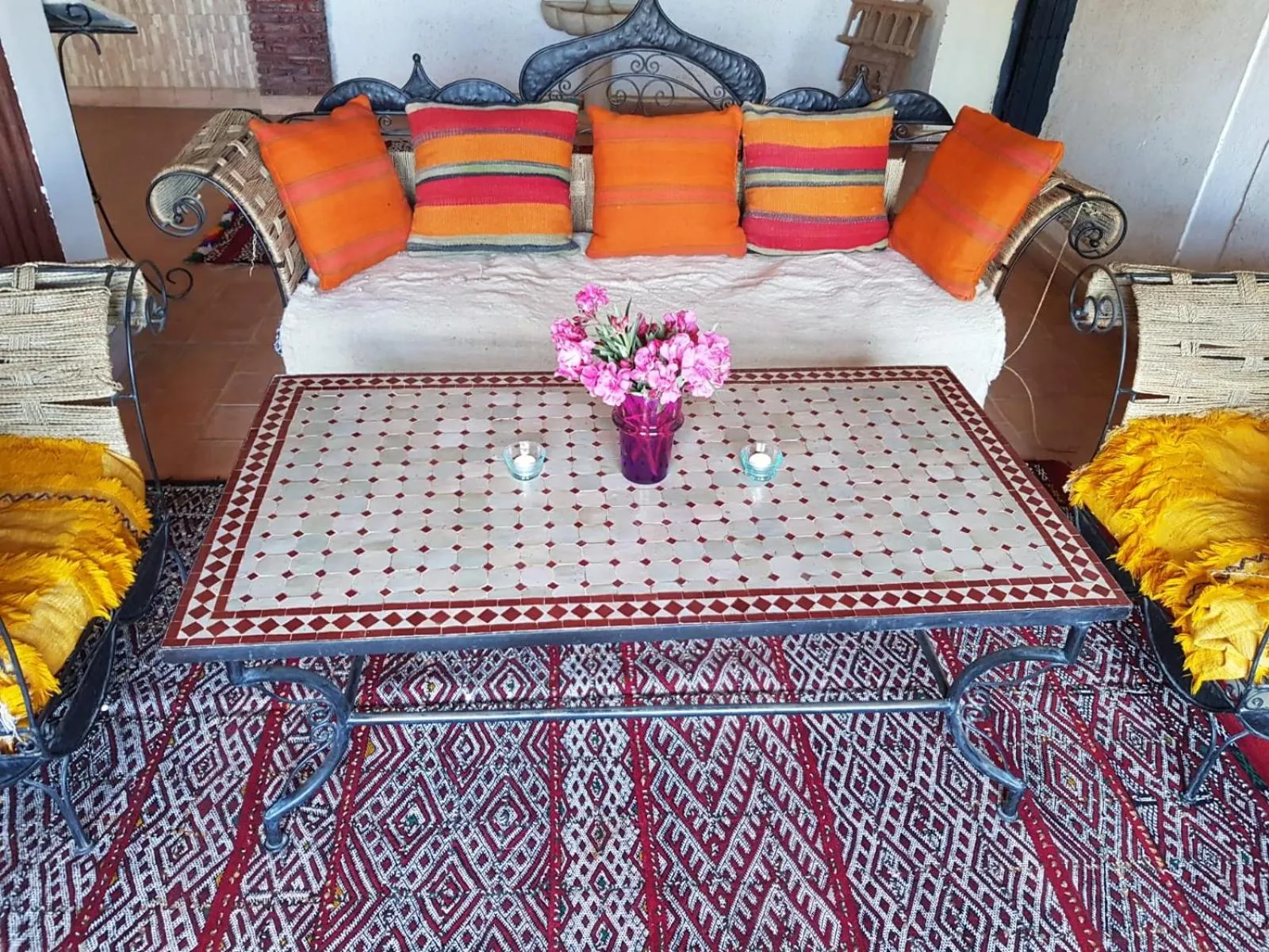 Communal lounge/ TV room, Bed in Kasbah Erg Chebbi