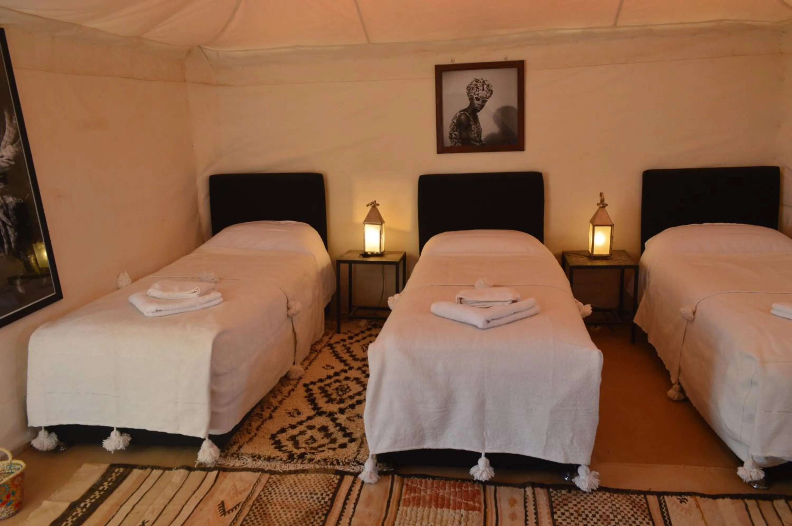 Bed in Kasbah Erg Chebbi