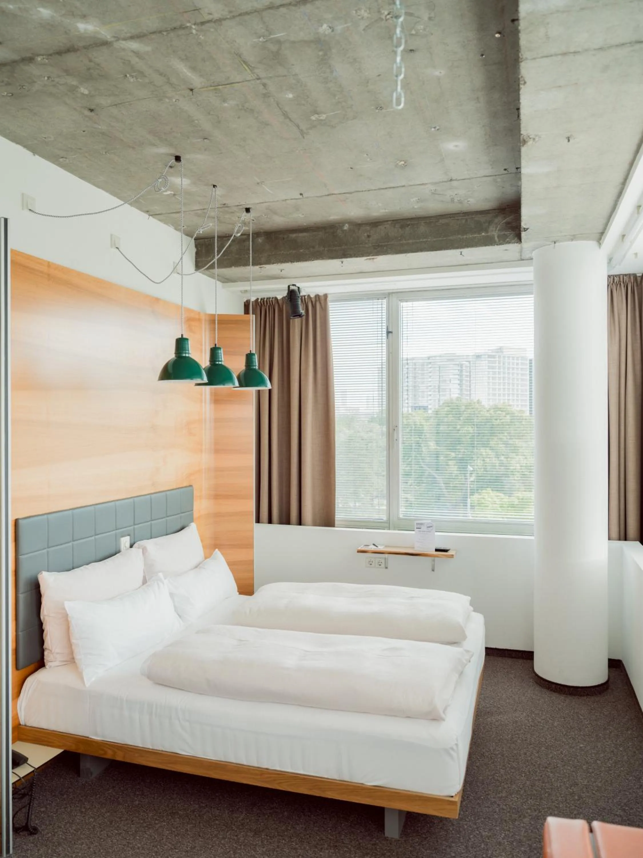 Bed in Hotel Daniel Vienna - Smart Lifestyle Near City Centre