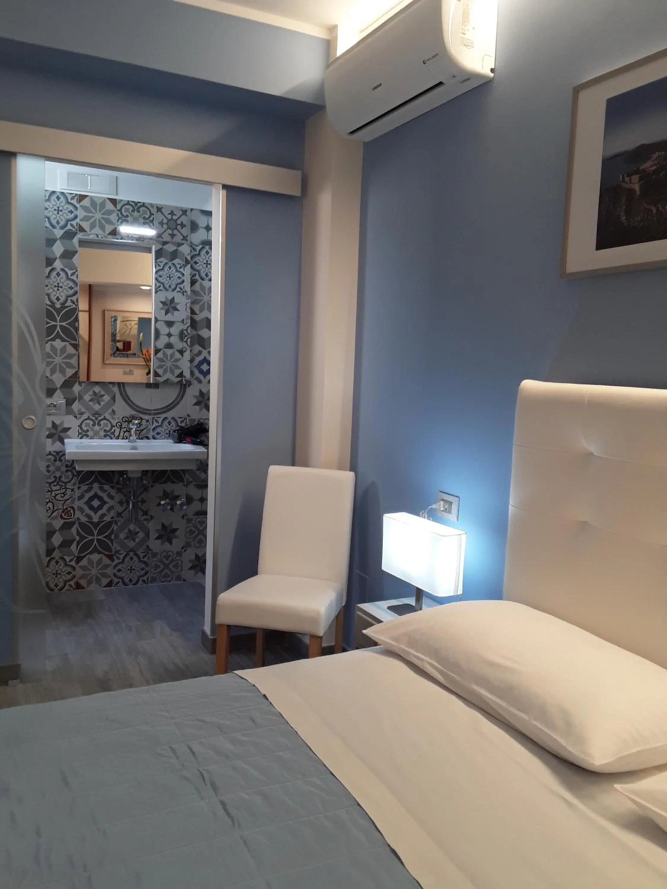 Bedroom in Al Castello B&B