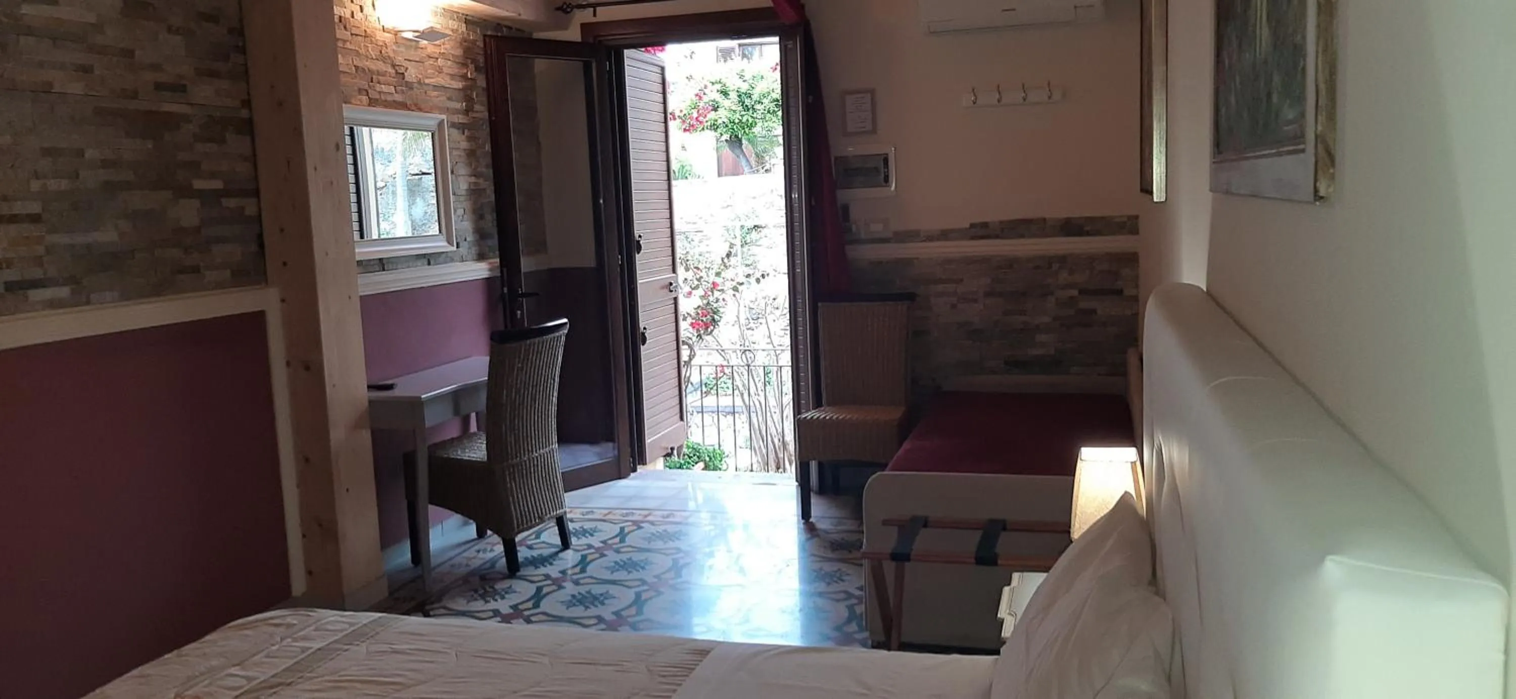 Bedroom in Al Castello B&B