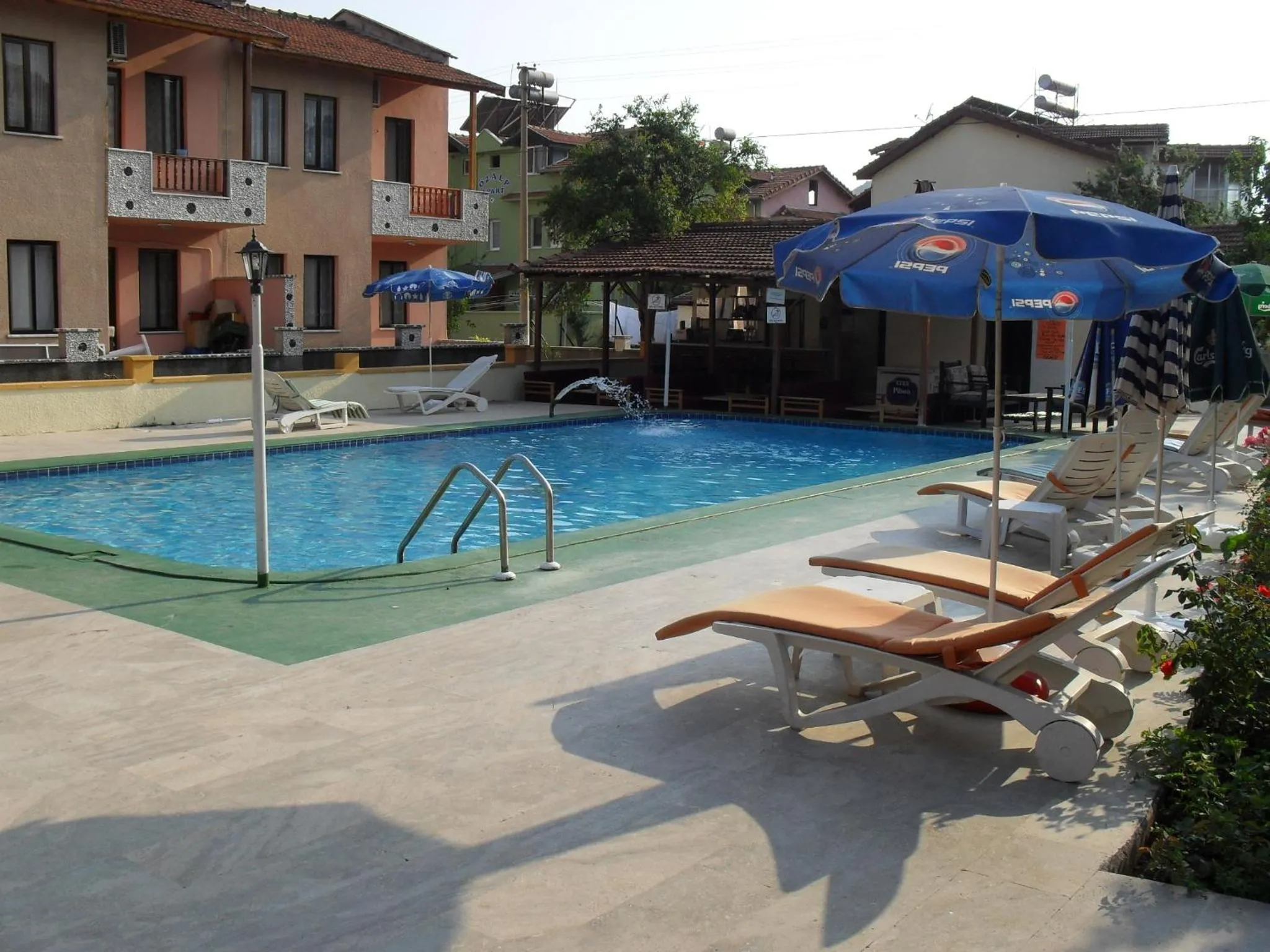 Facade/entrance in Villa Ozalp Apartments