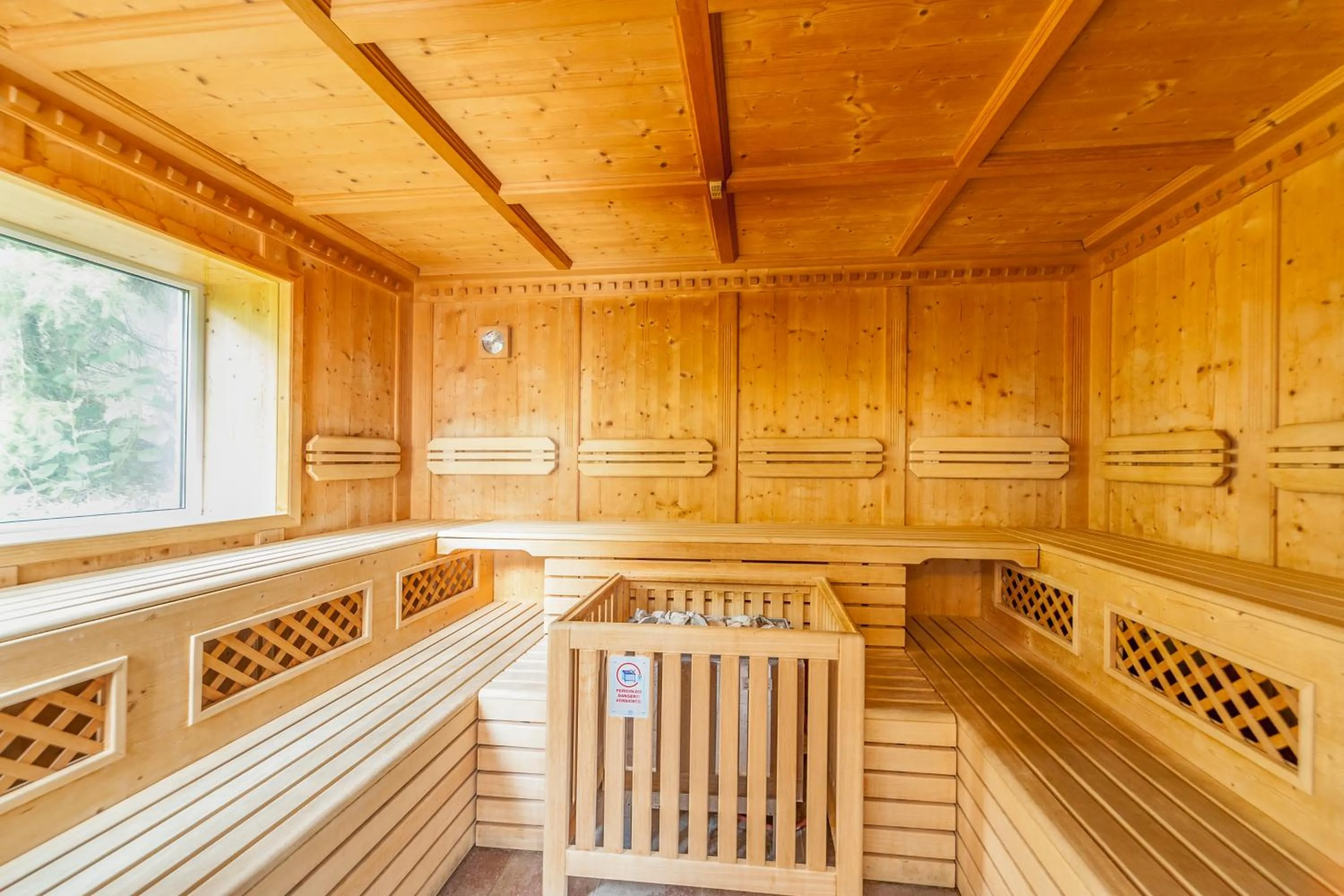 Sauna in Hotel Alpin