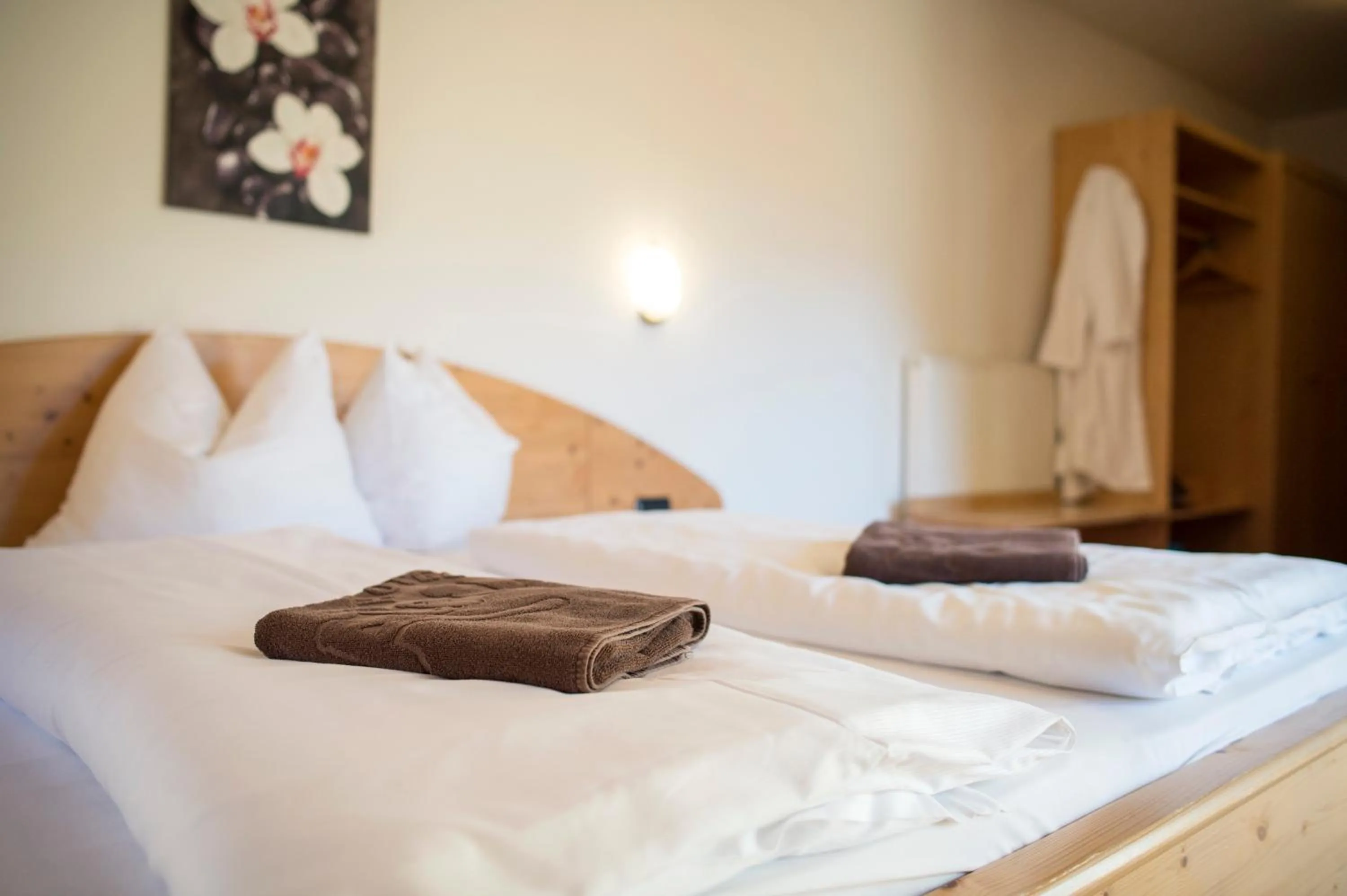 Photo of the whole room, Bed in Hotel Alpin