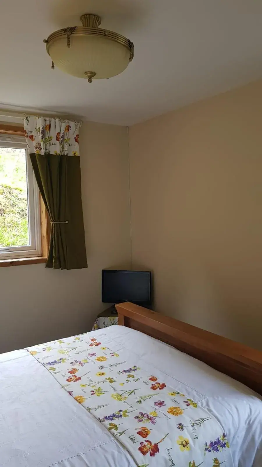 Double Room with Private Bathroom - single occupancy - Garden View in The Old Cottage Double Room with Private Bathroom - single occupancy - Garden View in The Old Cottage