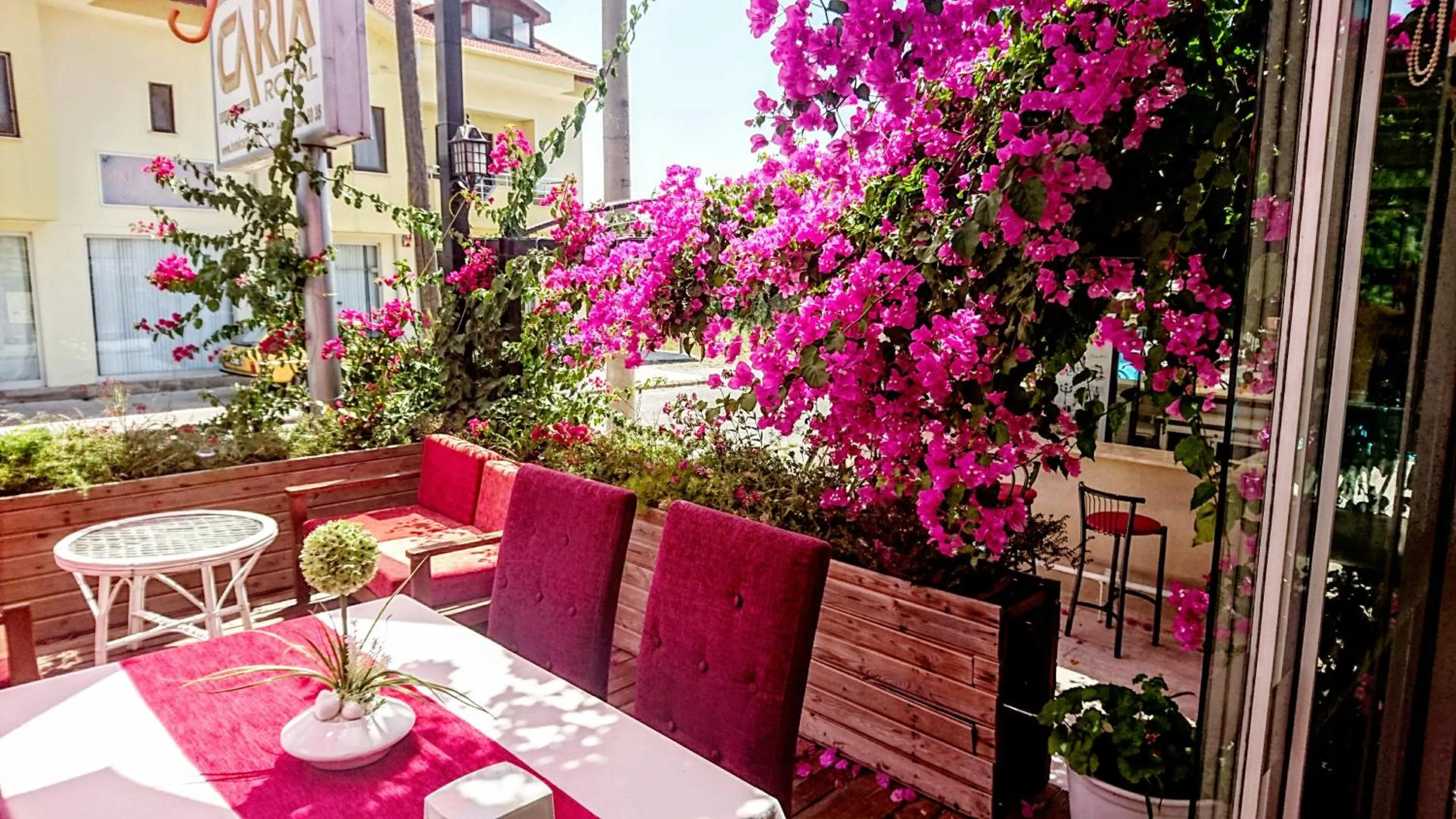 Patio, Patio/Outdoor Area in Dalyan Hotel Caria Royal