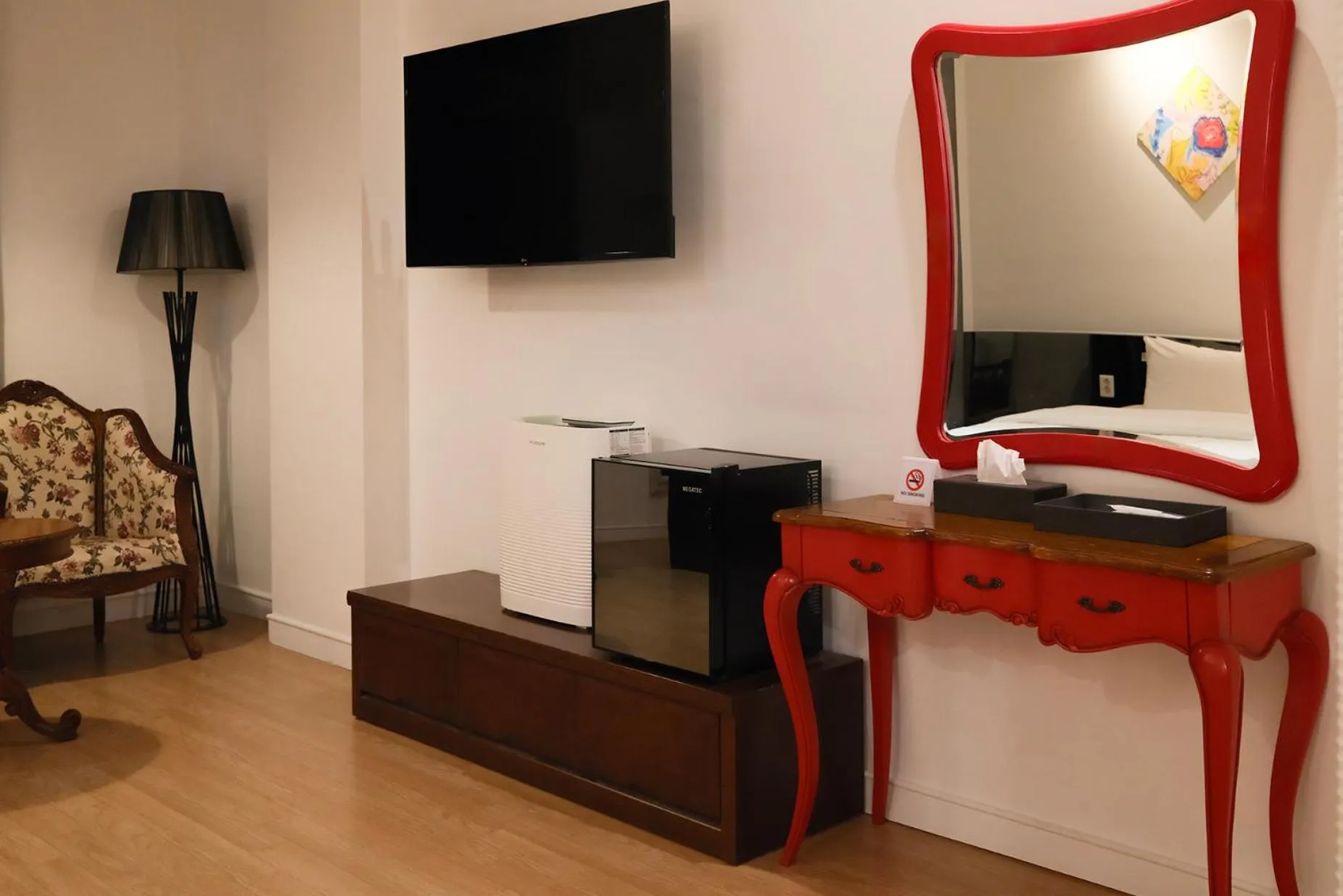 TV and multimedia in 호텔 인썸니아 Hotel Insomnia 失眠酒店