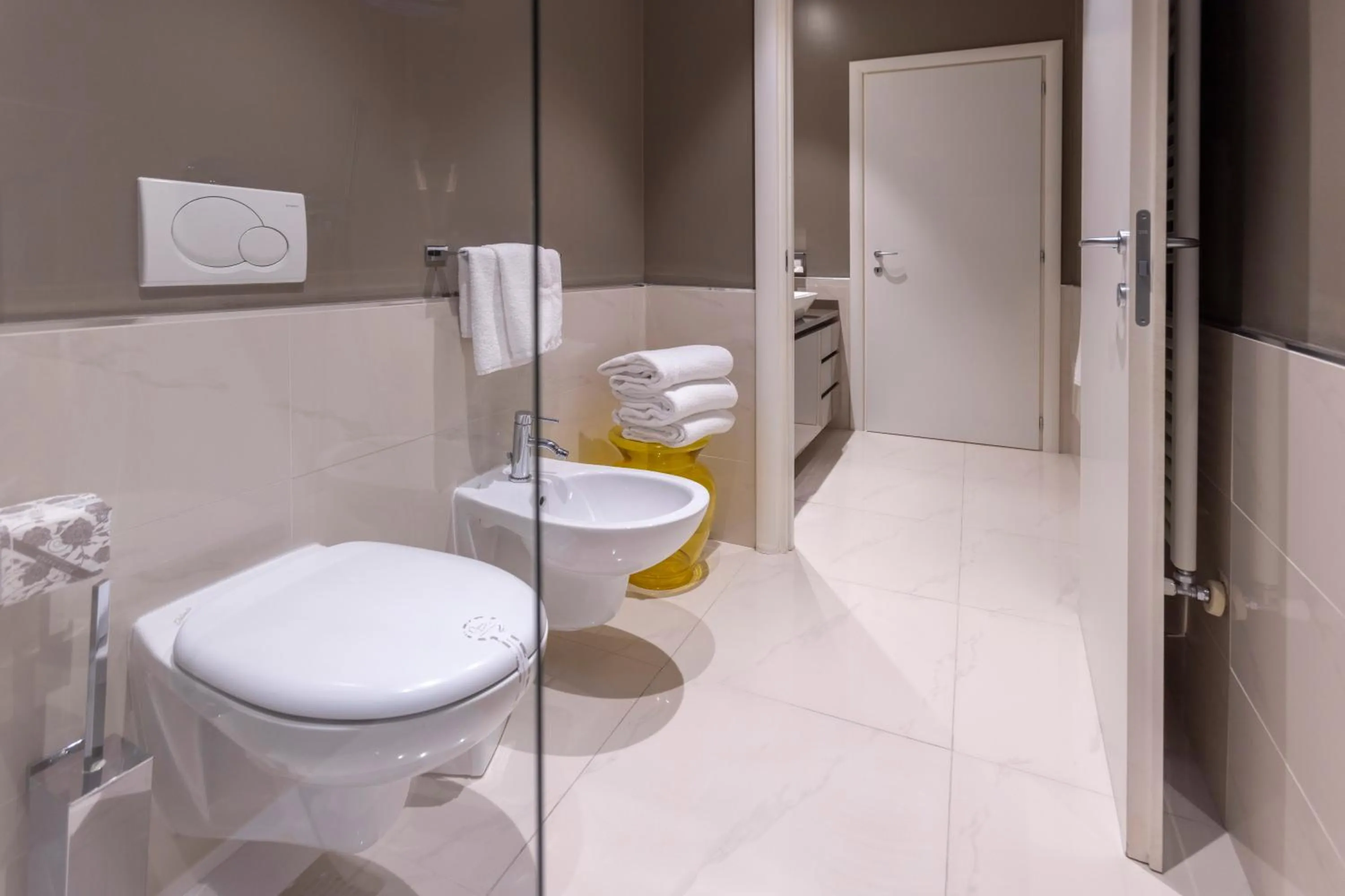 Bathroom in Opera Relais De Charme - Aparthotel