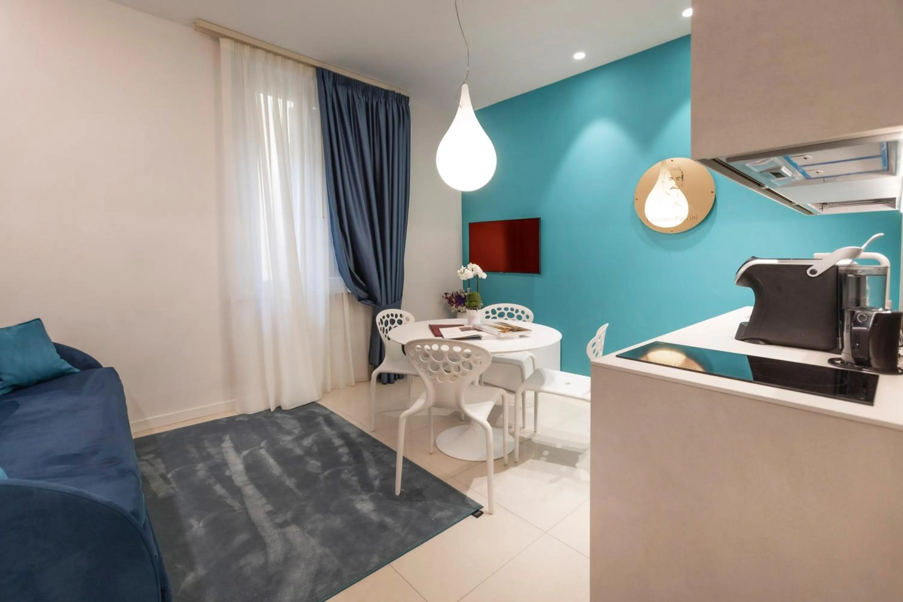 Living room, Bed in Opera Relais De Charme - Aparthotel