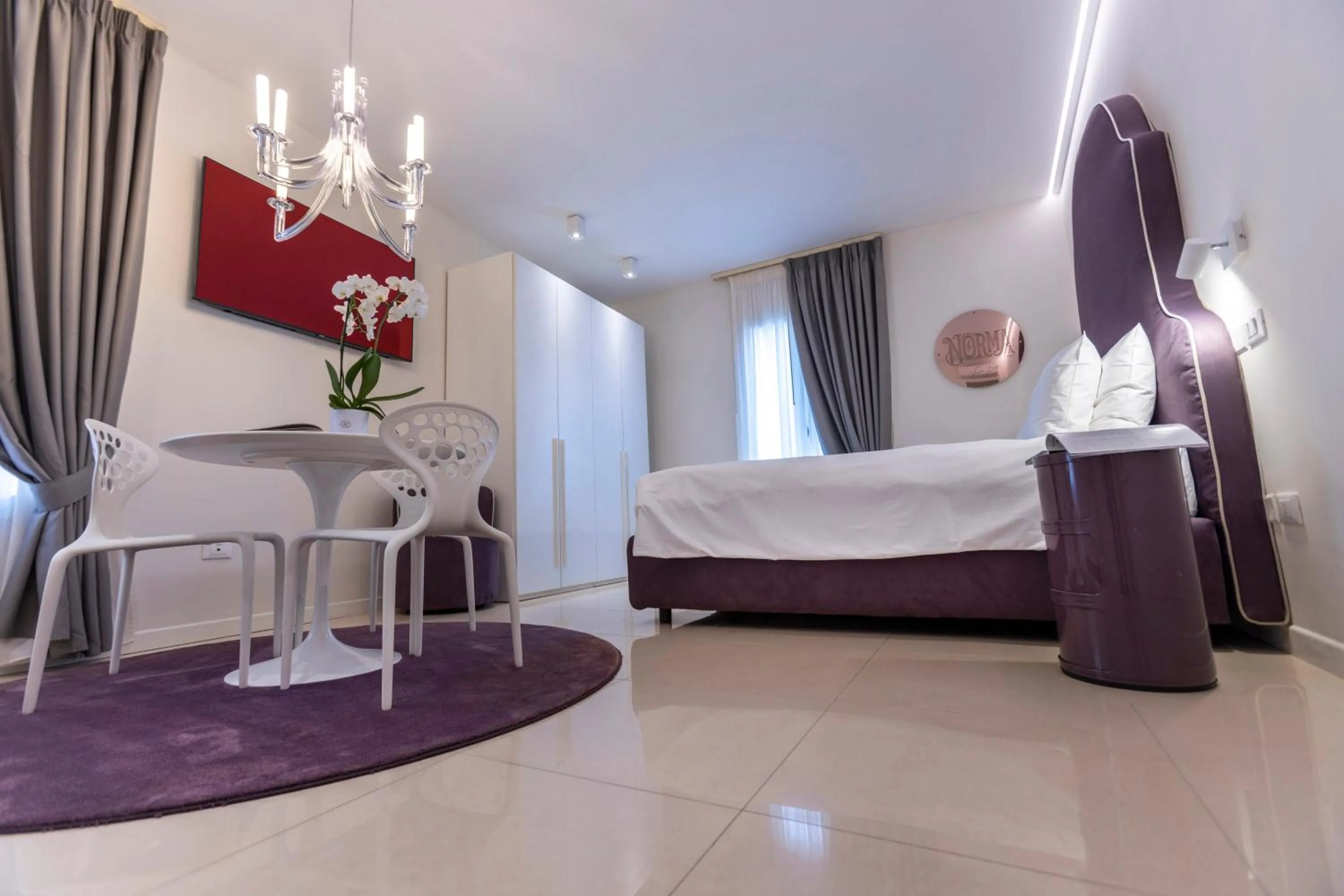 Photo of the whole room, Bed in Opera Relais De Charme - Aparthotel