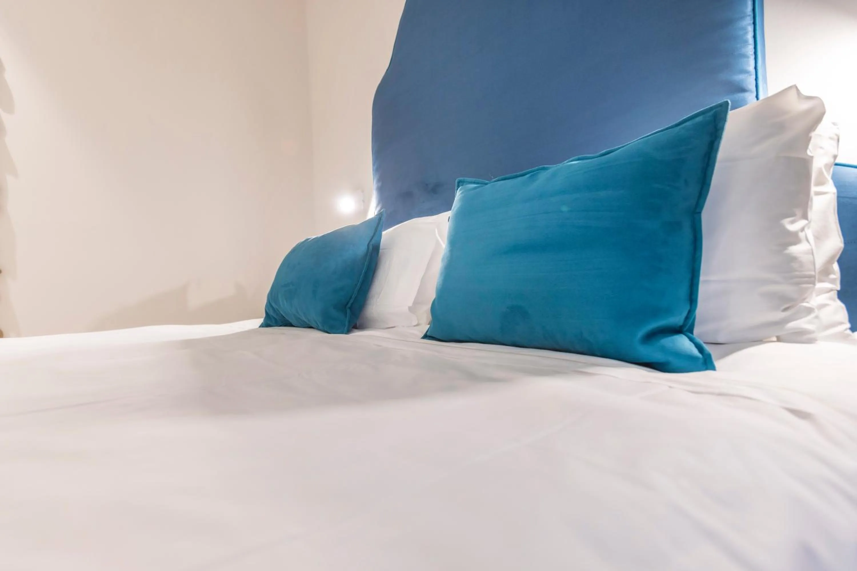 Bedroom, Bed in Opera Relais De Charme - Aparthotel