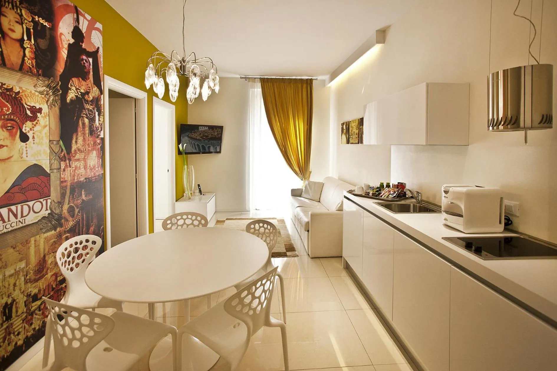 Kitchen or kitchenette in Opera Relais De Charme - Aparthotel