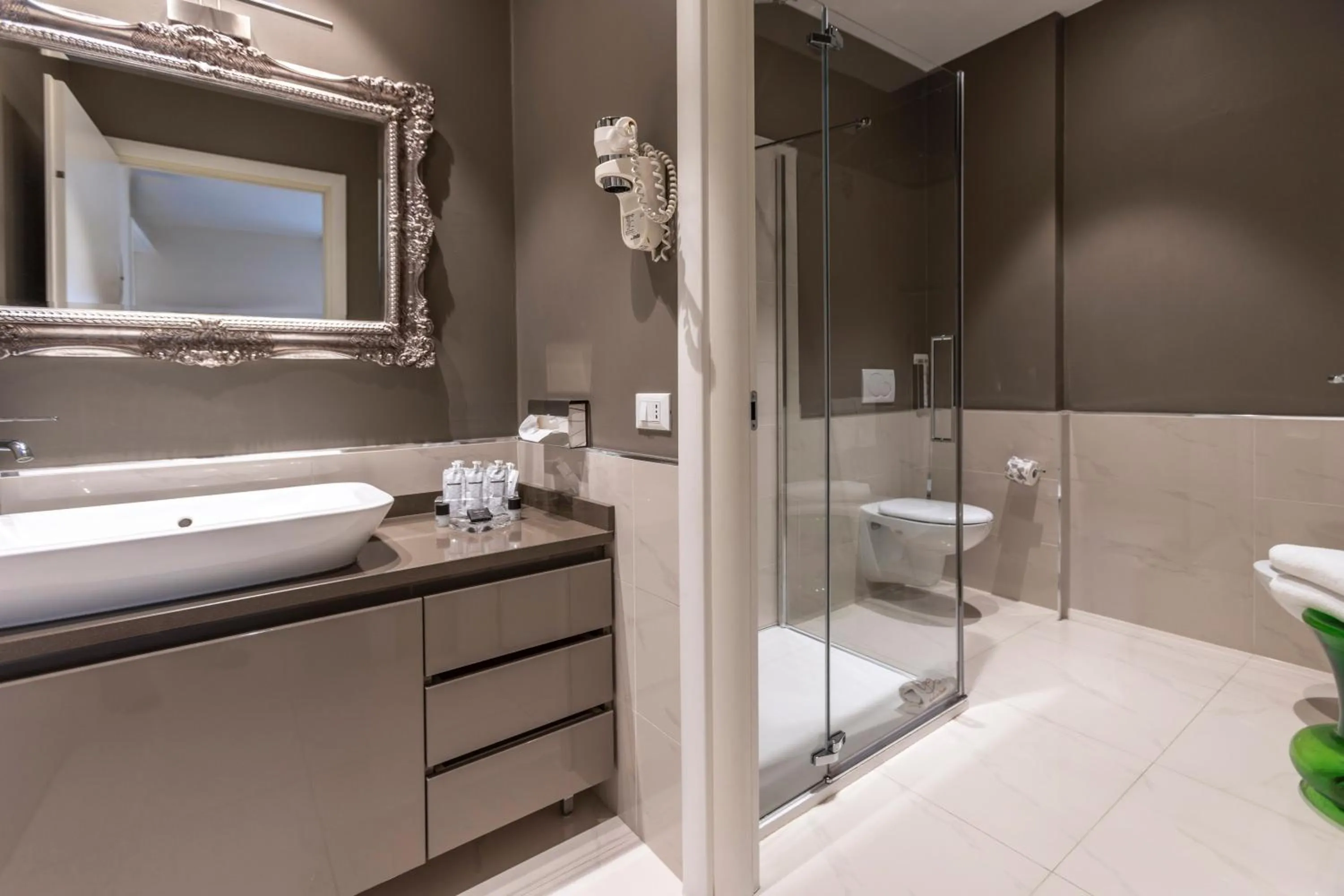 Bathroom in Opera Relais De Charme - Aparthotel