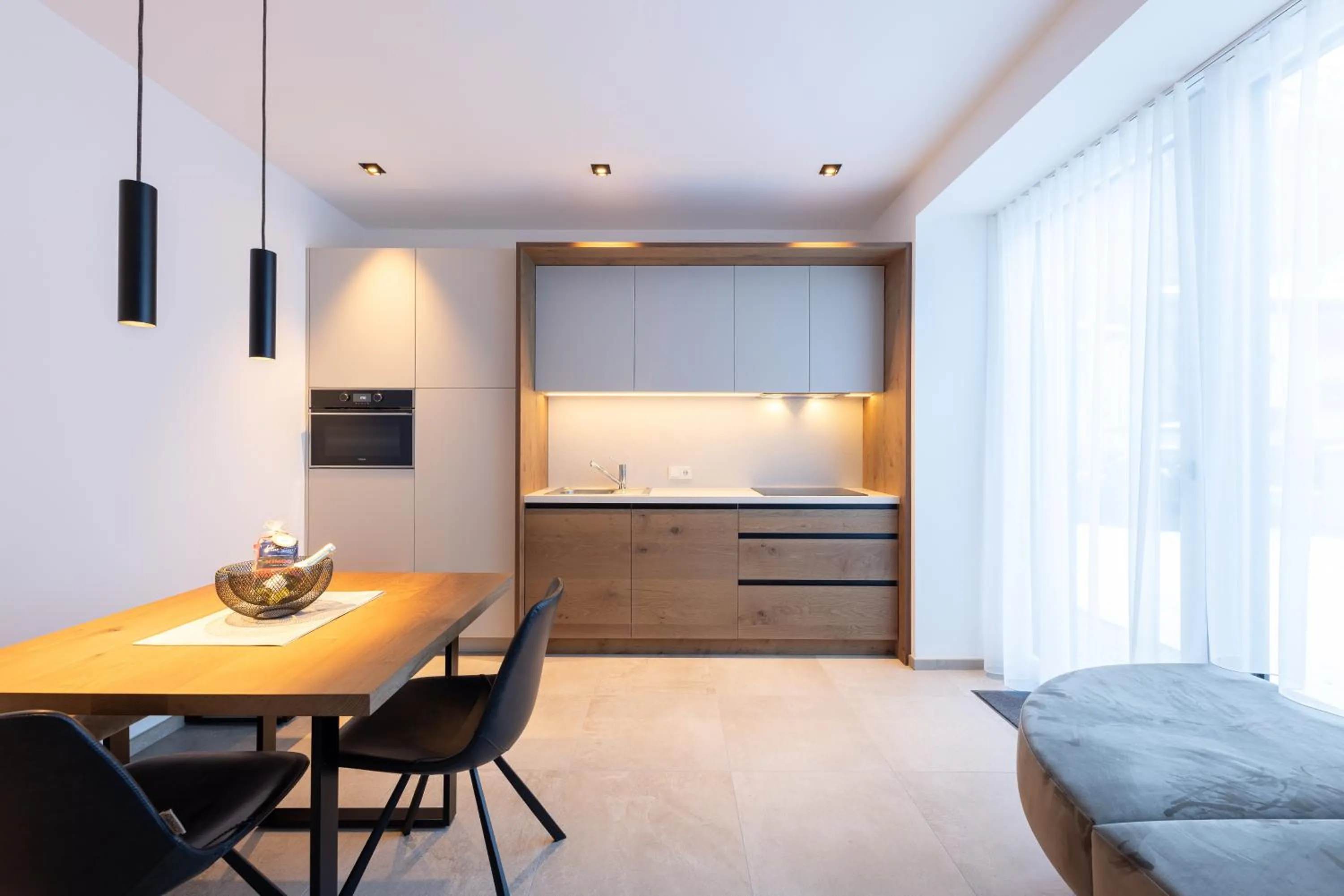 Kitchen or kitchenette in Max Mountain Apartments