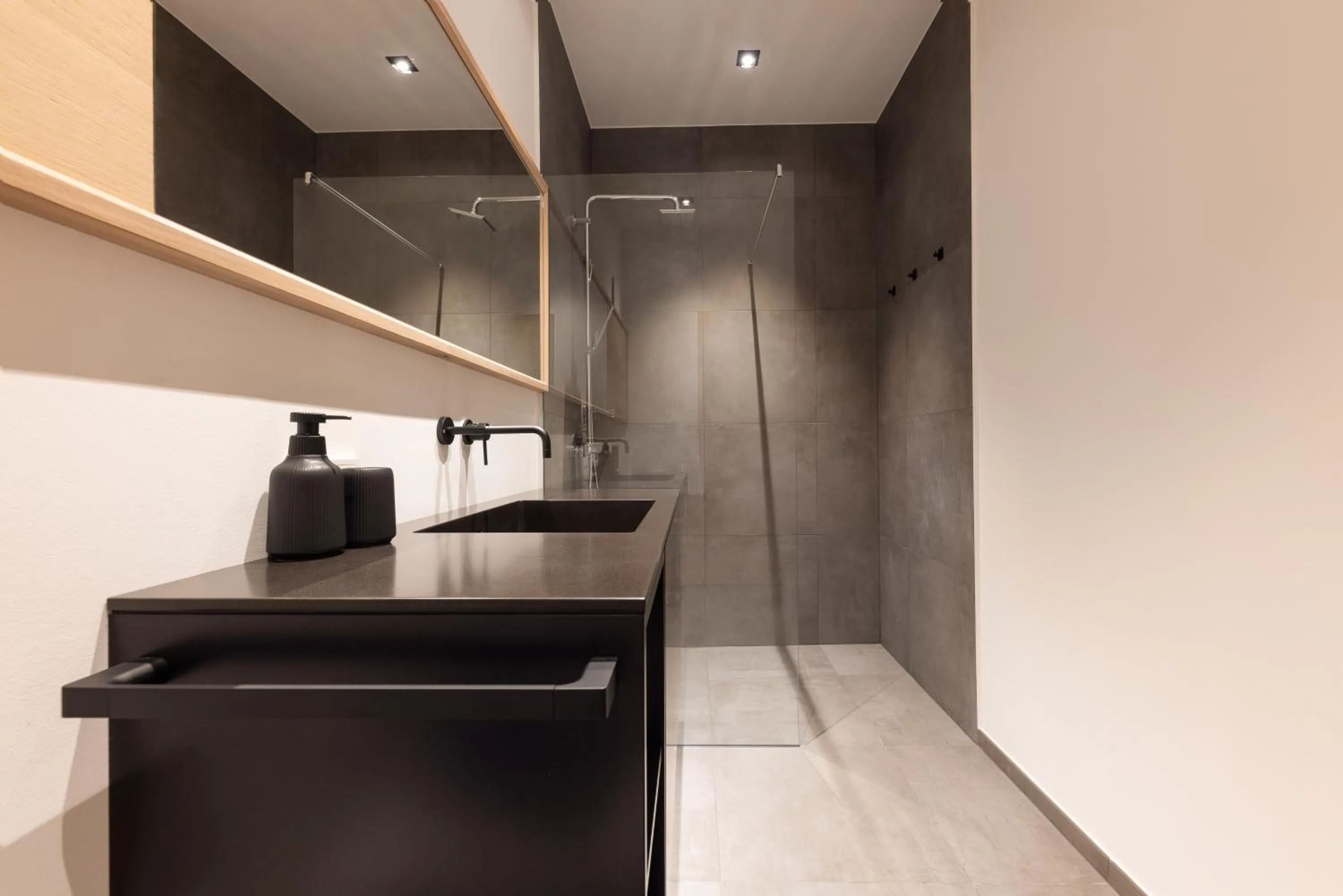 Bathroom in Max Mountain Apartments