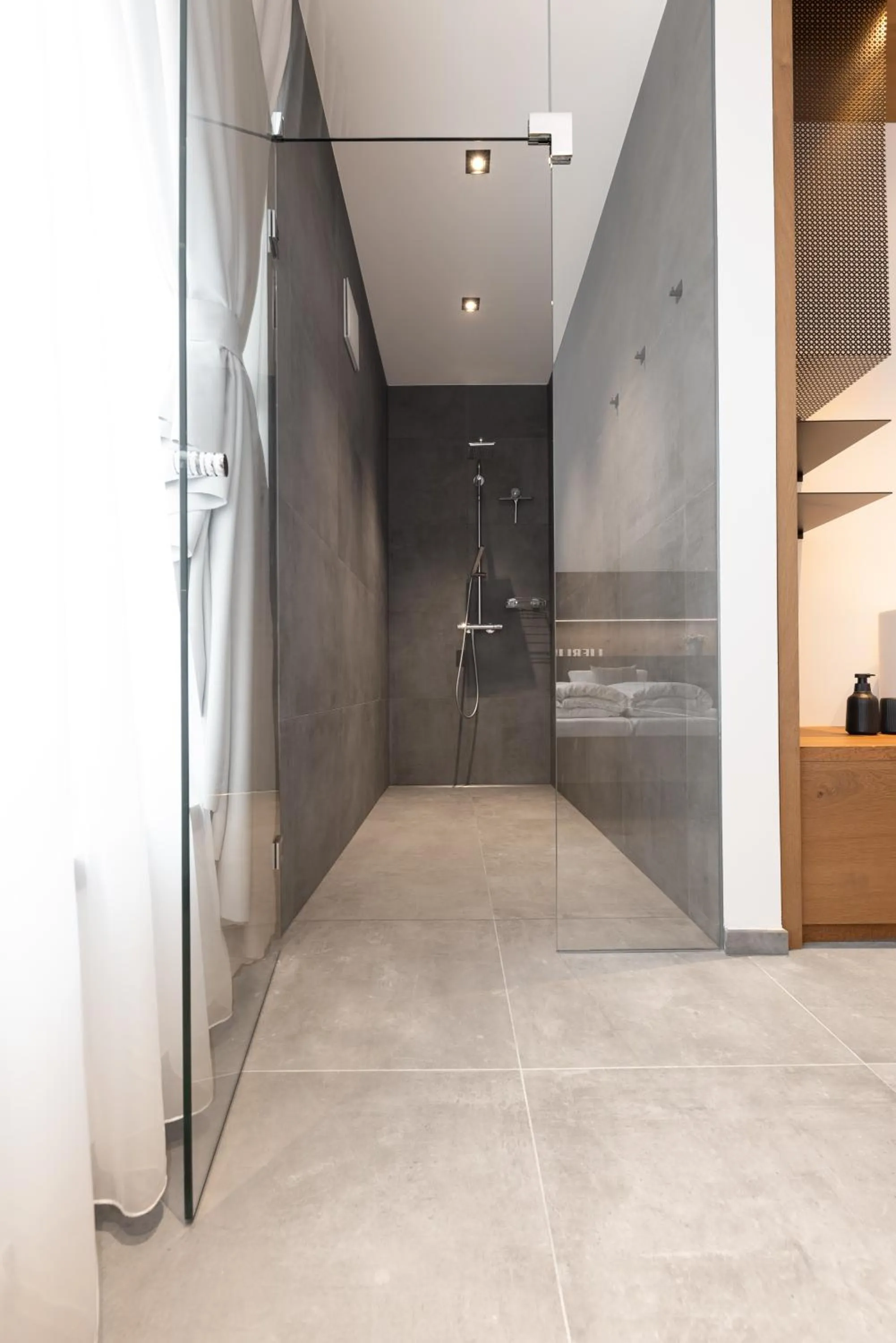 Bathroom in Max Mountain Apartments