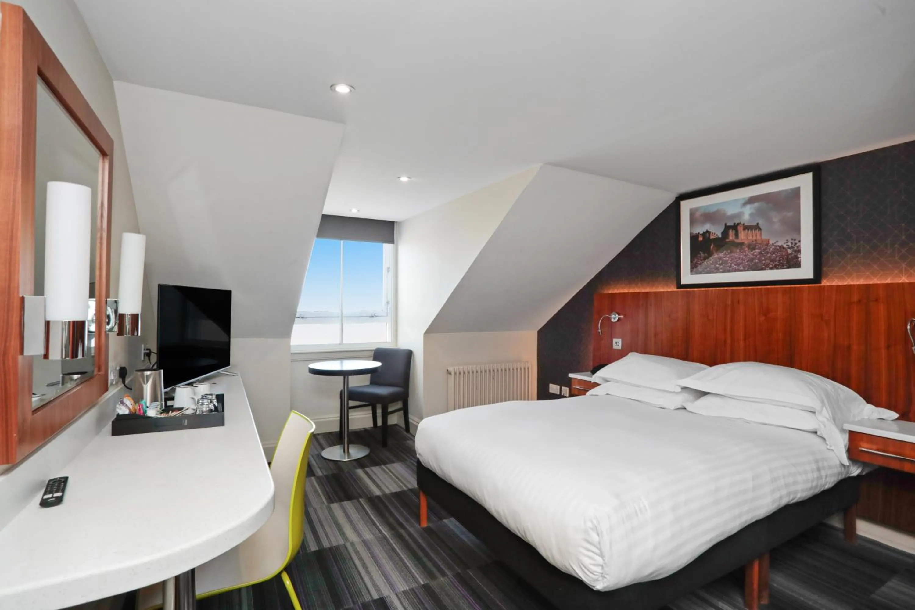 Bed in The Place Hotel