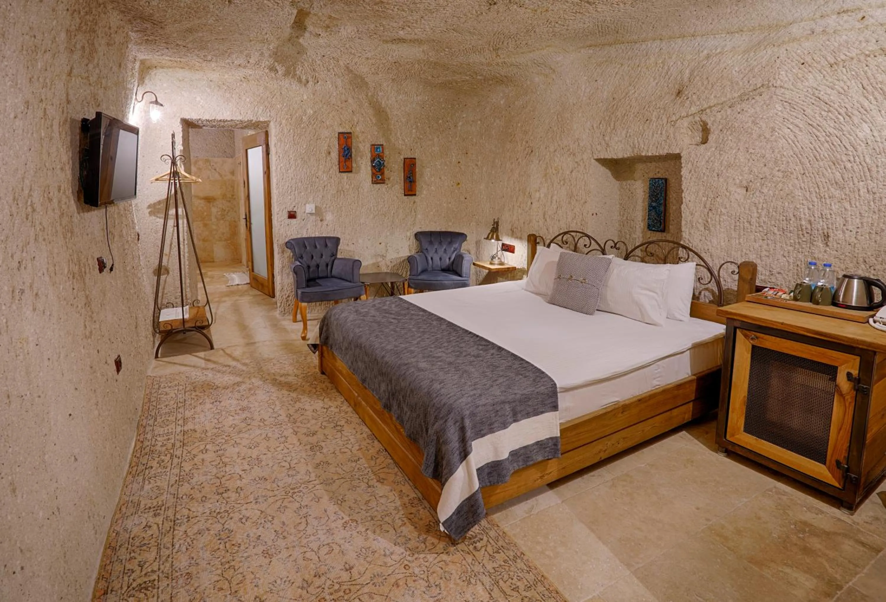 Photo of the whole room, Bed in Henna Hotel-Adults Only