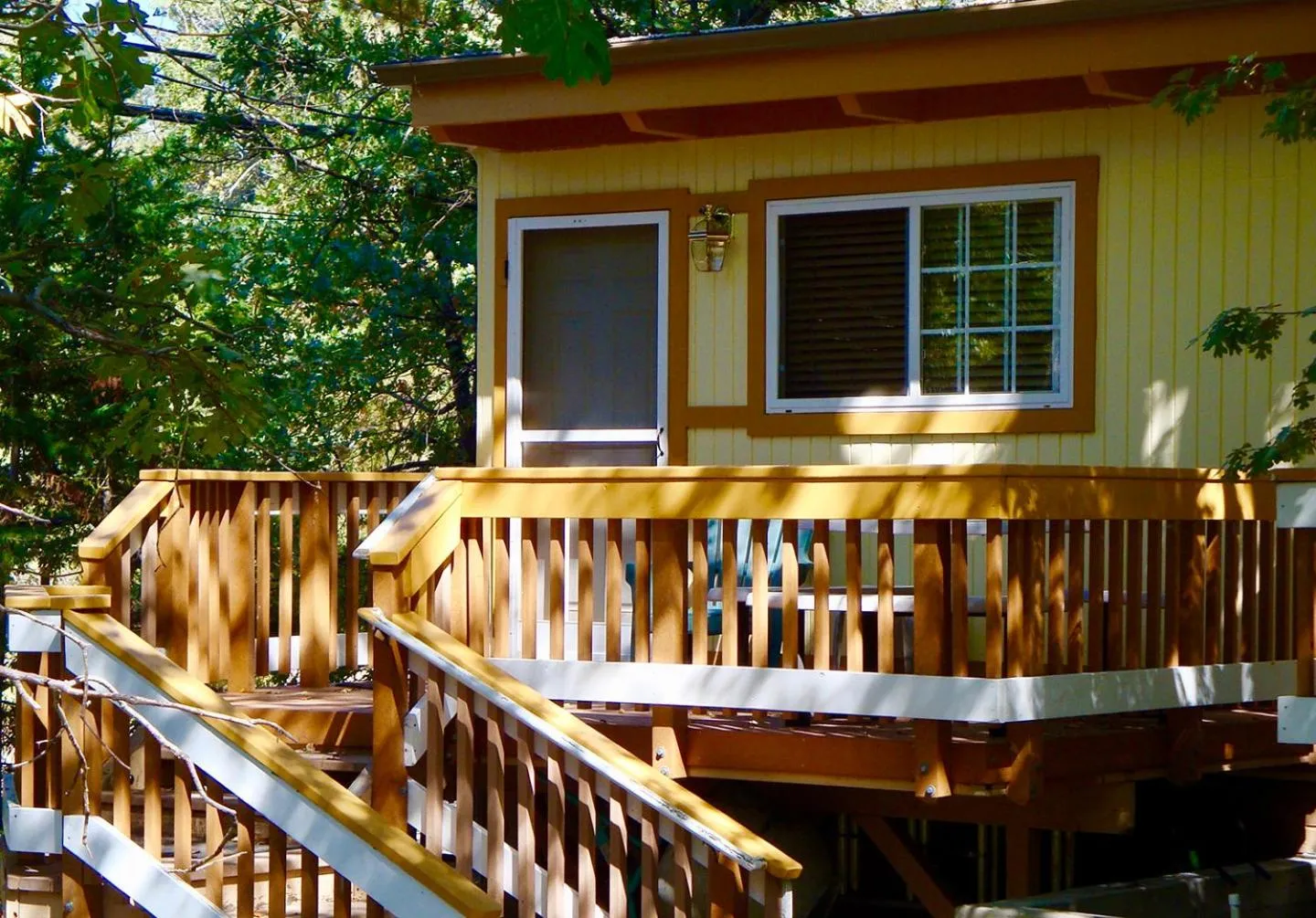 Giant Oaks Lodge