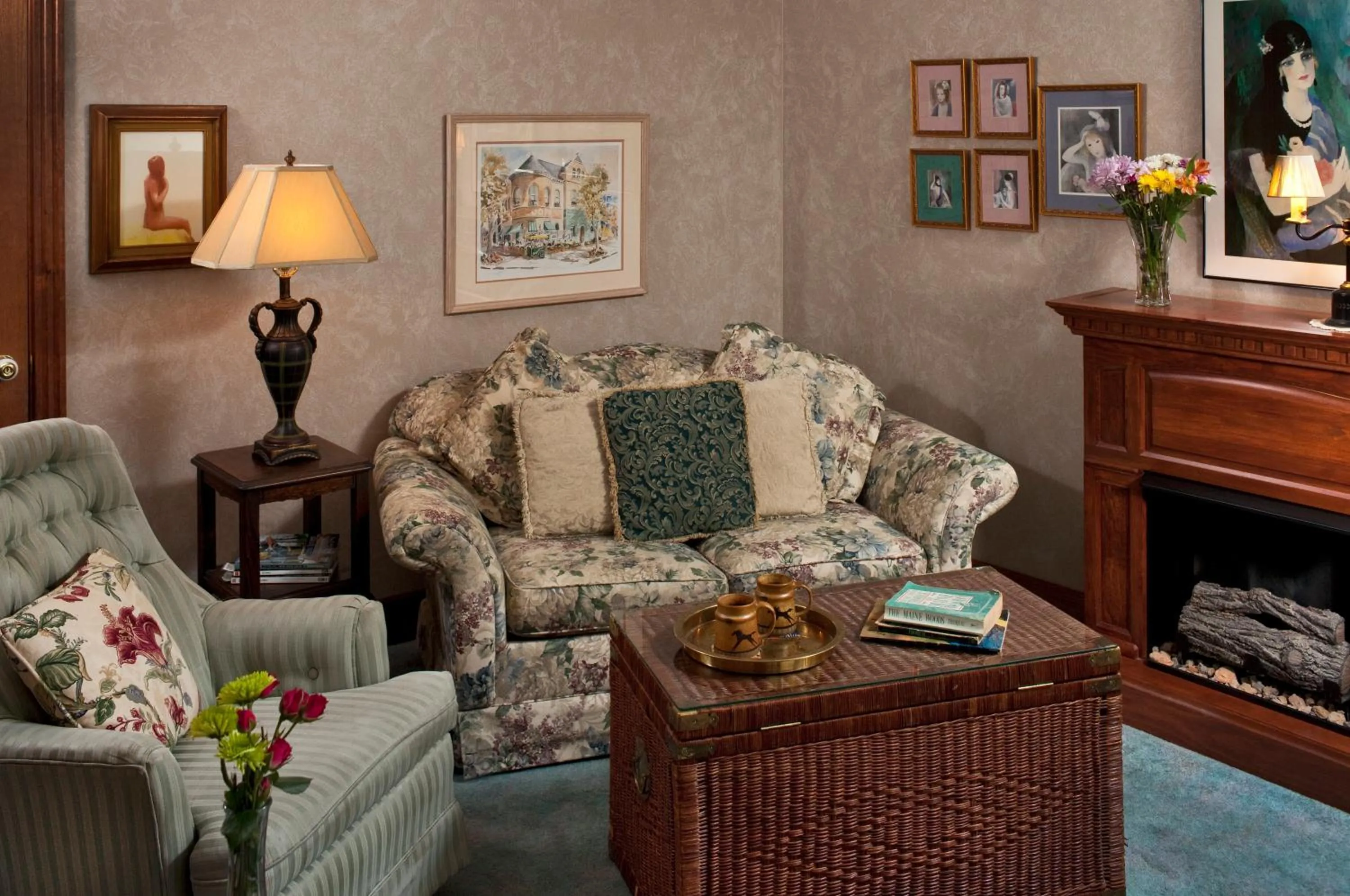 Cliff Cottage Inn, Downtown Bed & Breakfast