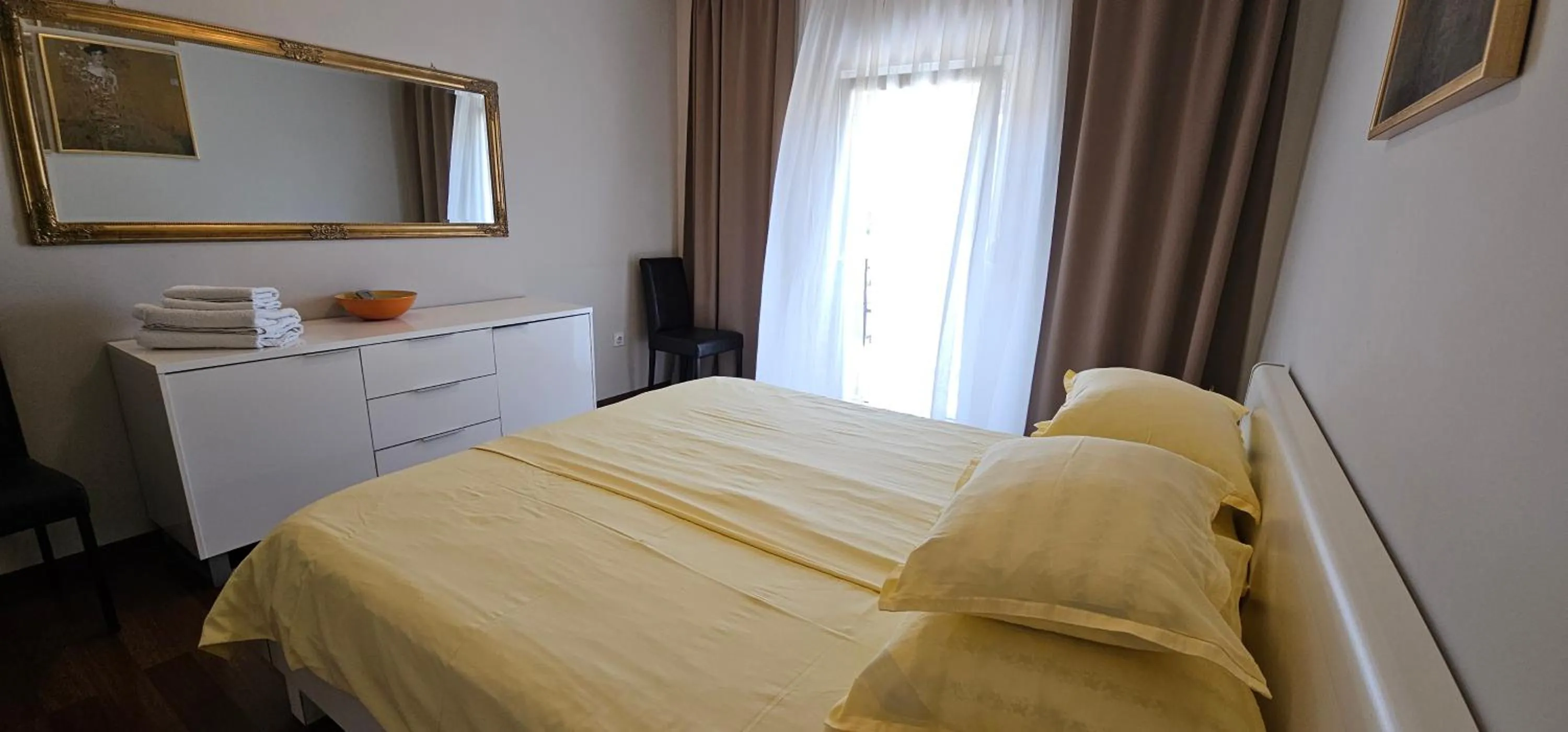 Bed in Villa Stegic