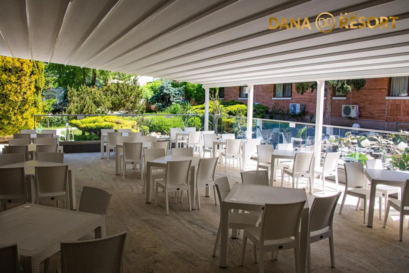 Patio in Hotel Dana Resort