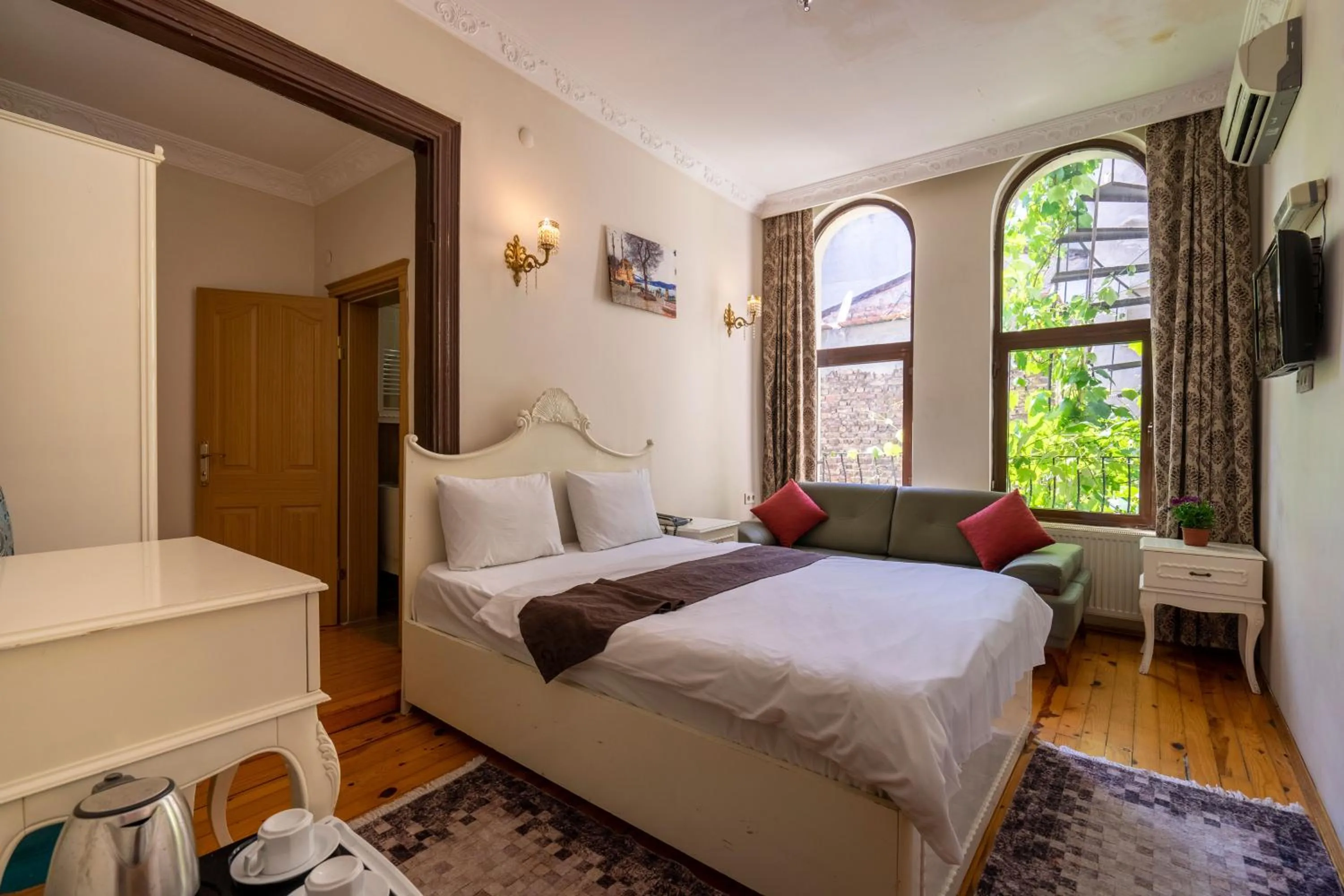 Bed in Gedikpasa Konagi Hotel