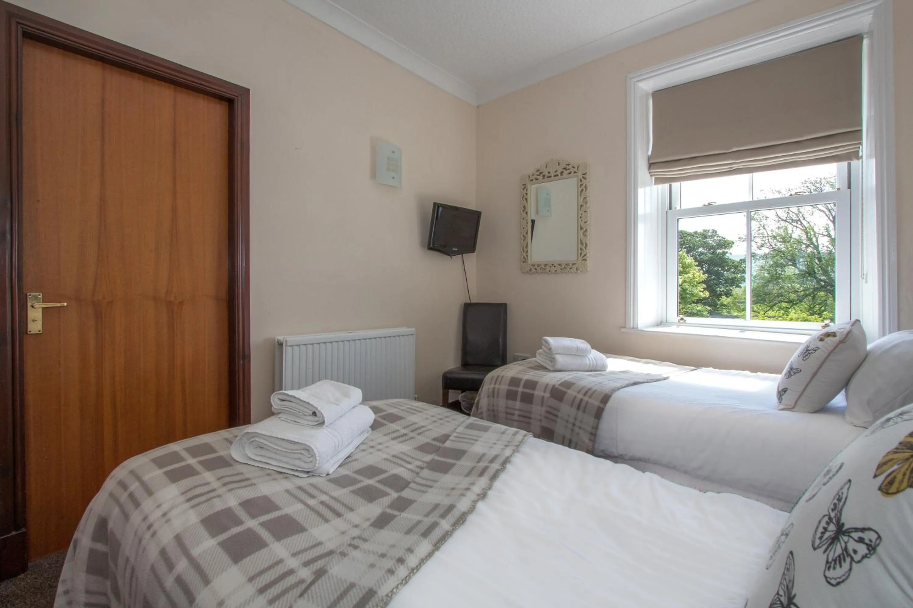 Bed in The Wheatsheaf Inn