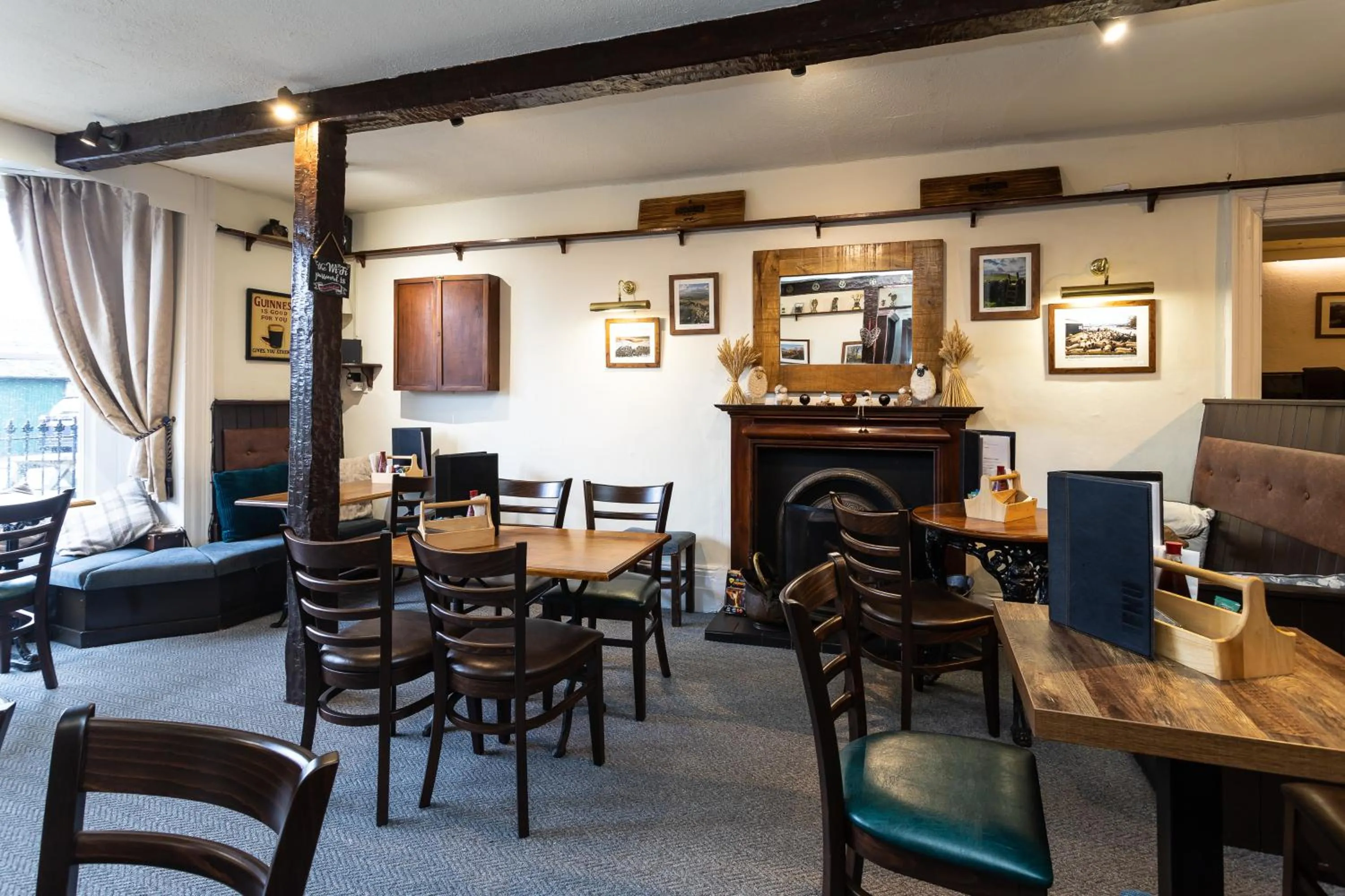 Restaurant/places to eat in The Wheatsheaf Inn