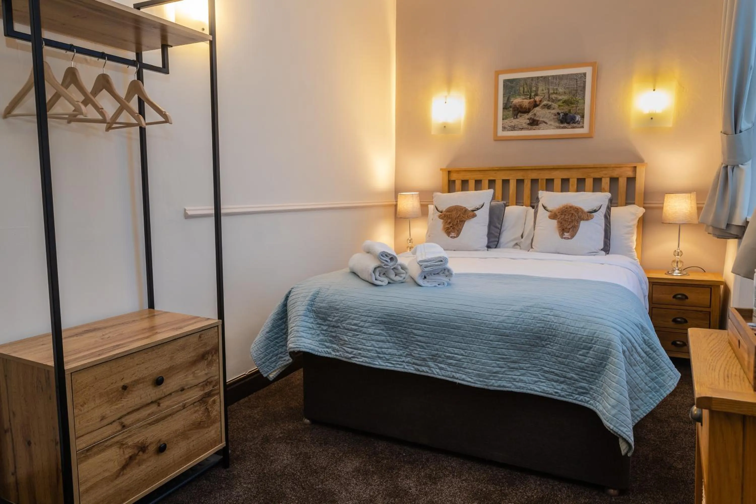 Bed in The Wheatsheaf Inn