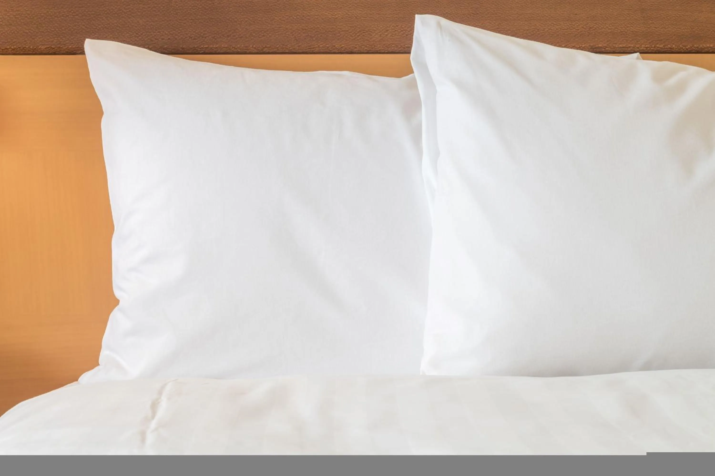 Photo of the whole room, Bed in Holiday Inn & Suites Shin Osaka by IHG