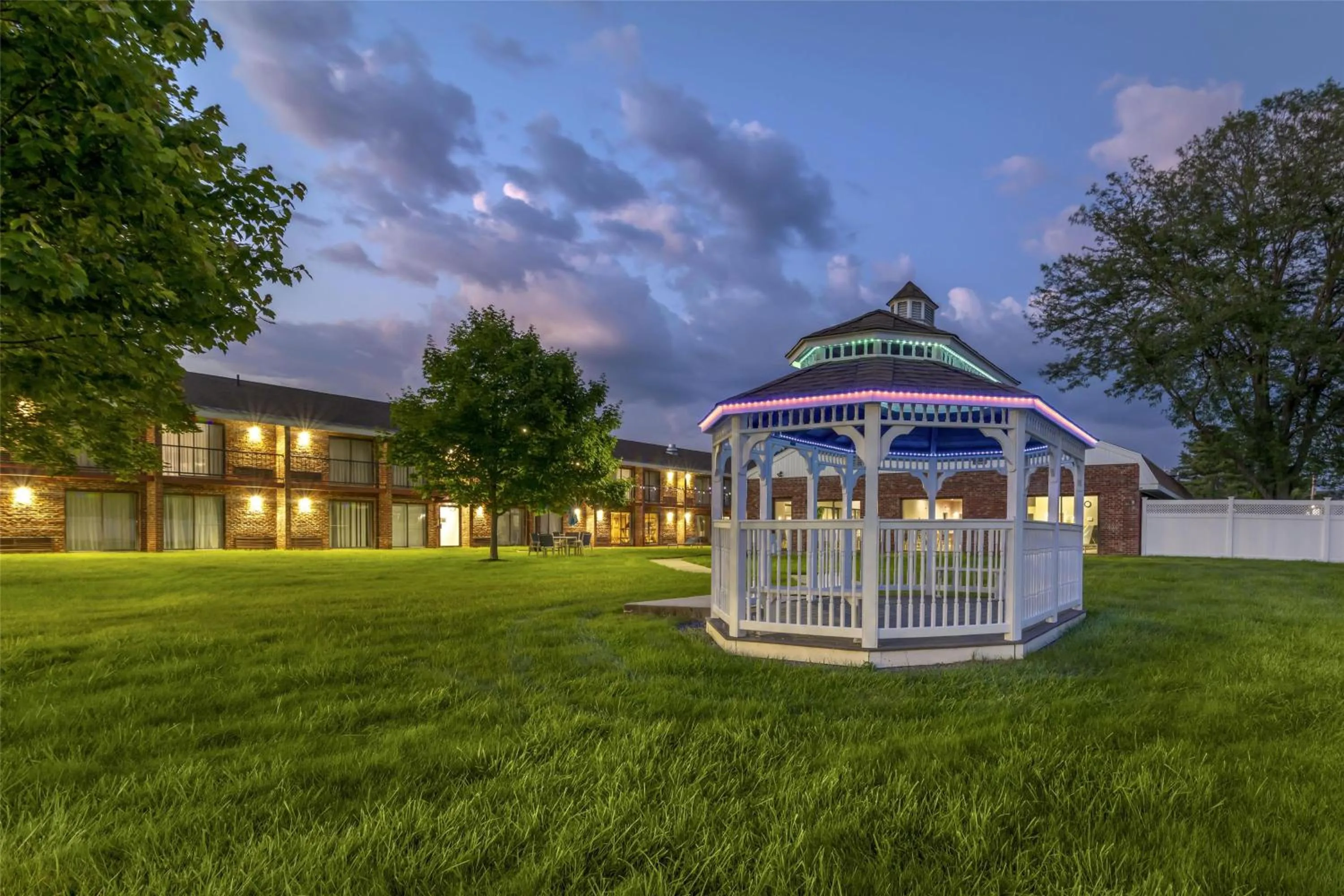 Property building in Best Western Plus Keene Hotel