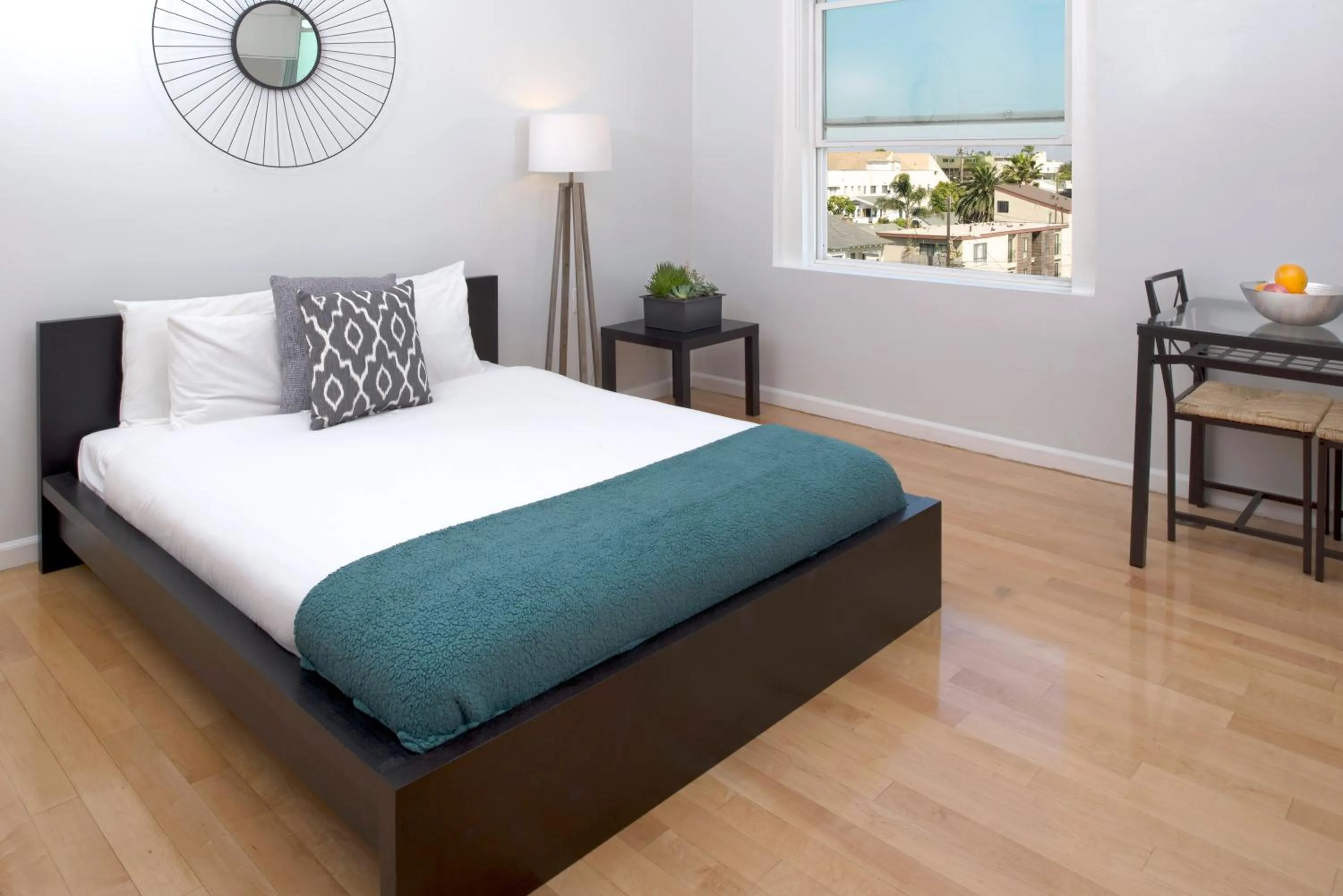 Bed in AIR Venice on the Beach