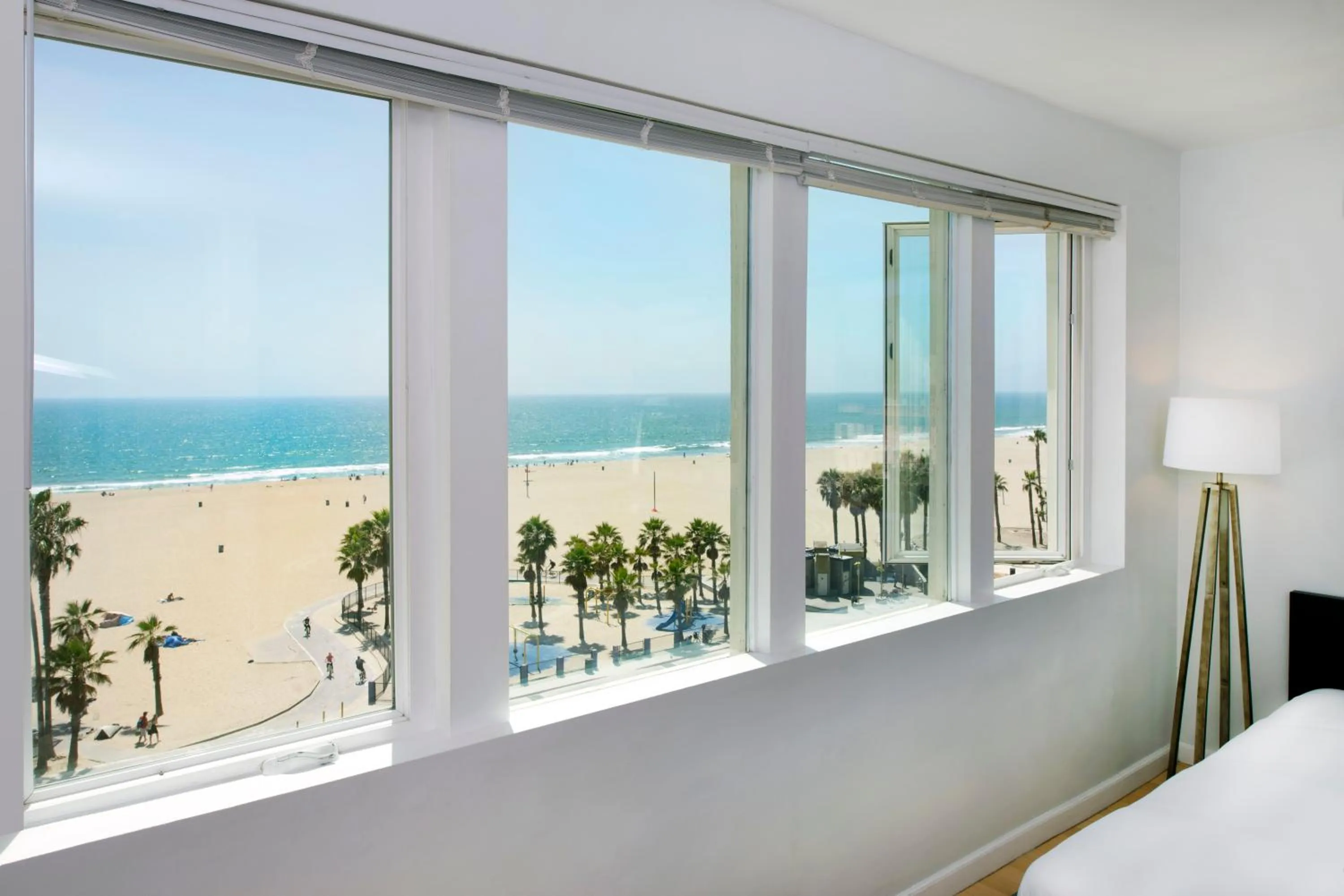 View (from property/room), Bed in AIR Venice on the Beach